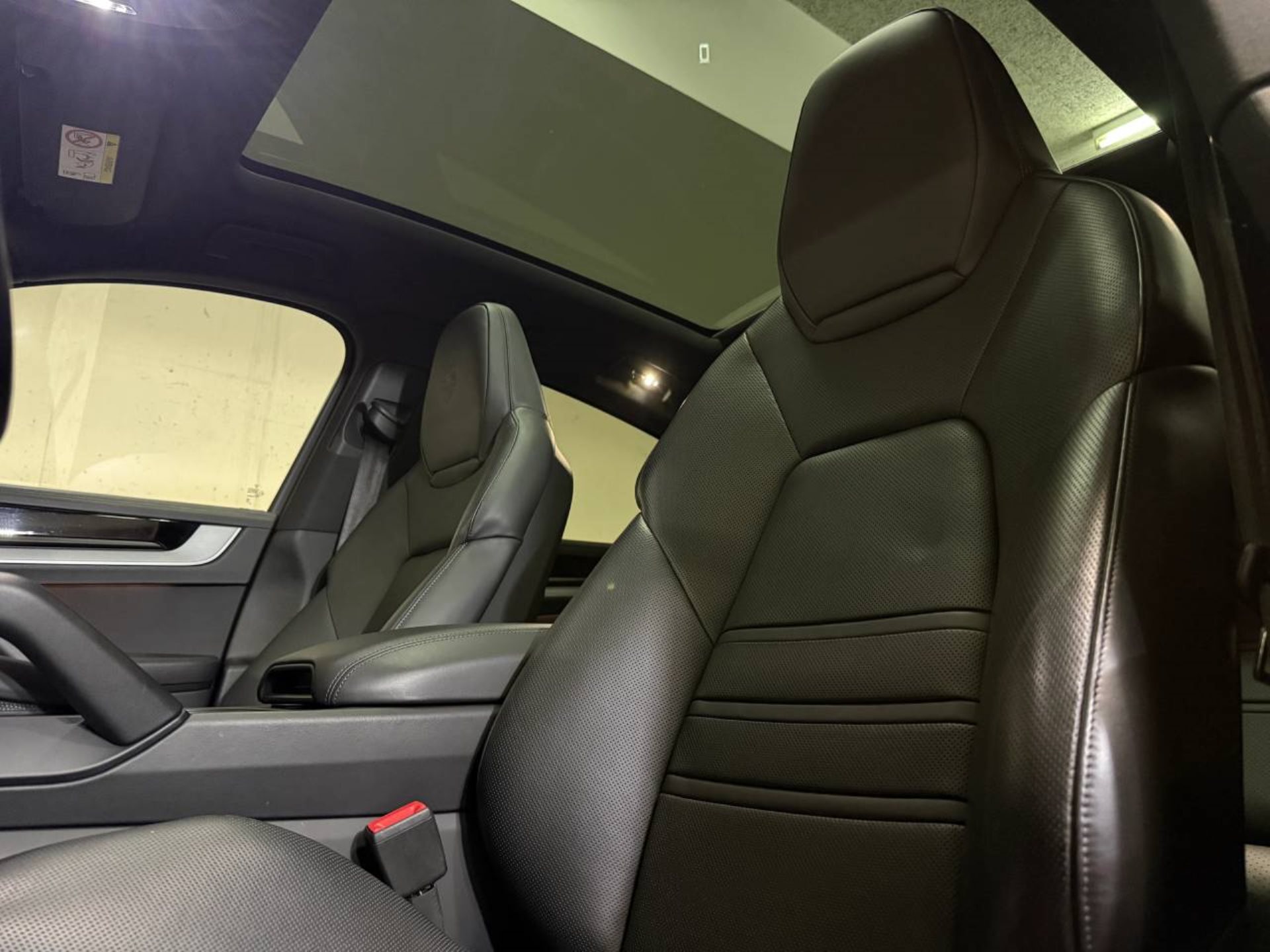 PORSCHE Cayenne S Coupe-image-27