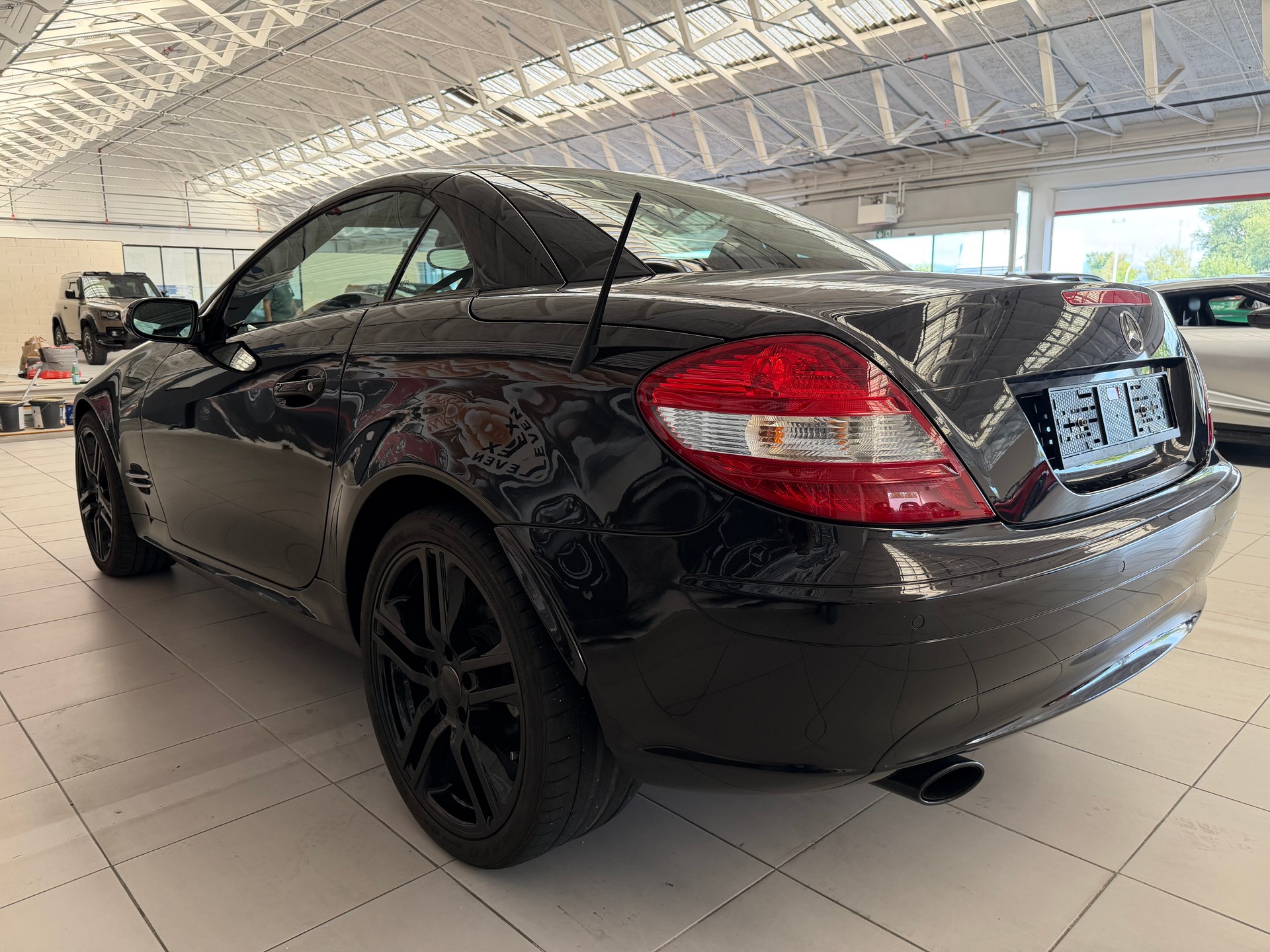 MERCEDES-BENZ SLK 350-image-9