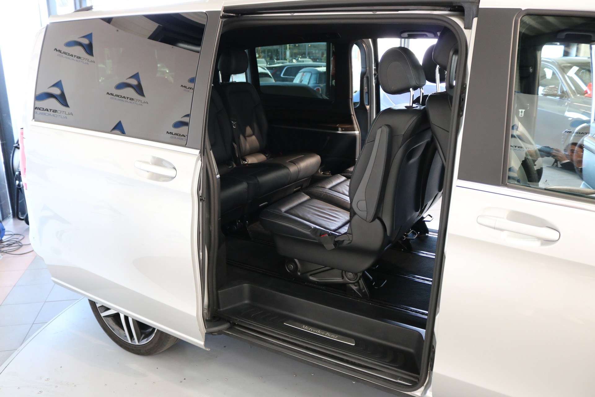 MERCEDES-BENZ V 250 d lang Avantgarde 4Matic G-Tronic-image-34
