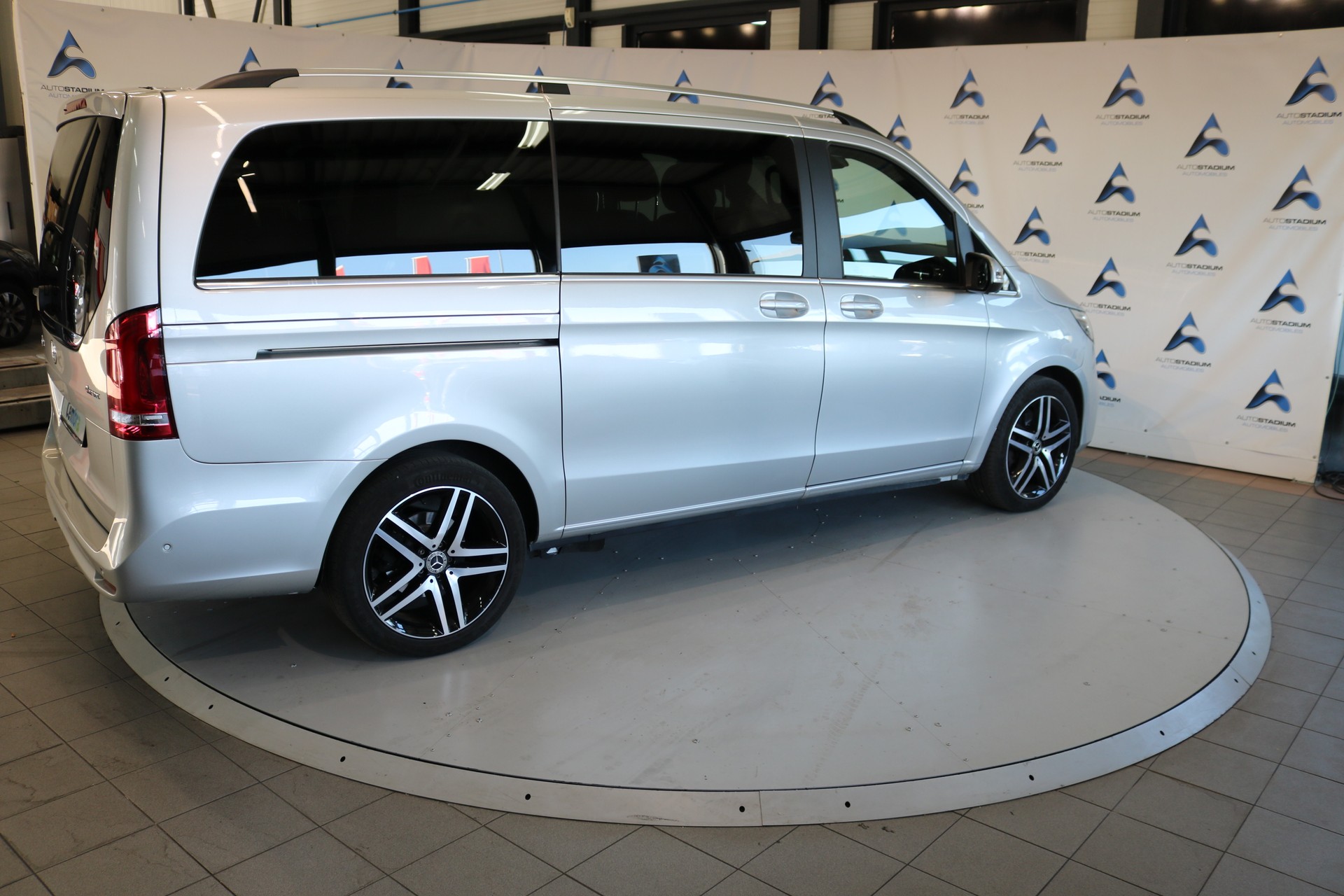 MERCEDES-BENZ V 250 d lang Avantgarde 4Matic G-Tronic-image-24