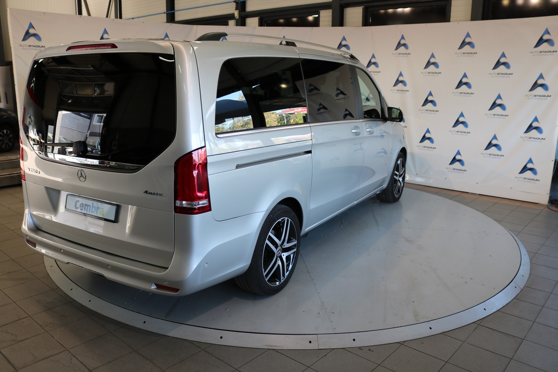 MERCEDES-BENZ V 250 d lang Avantgarde 4Matic G-Tronic-image-22