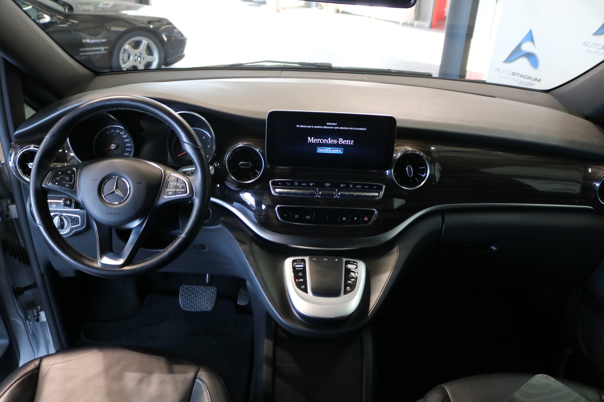 MERCEDES-BENZ V 250 d lang Avantgarde 4Matic G-Tronic-image-1