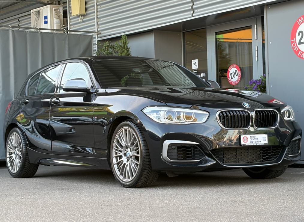 BMW M140i xDrive Steptronic-showroom-element-1