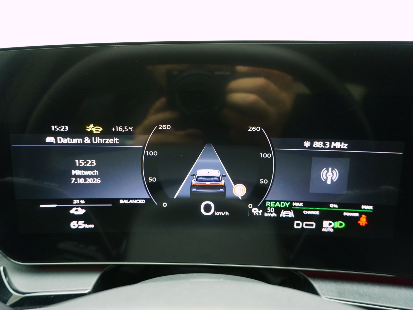 AUDI Q6 e-tron S line quattro **Audi Werksgarantie bis 01/2031**-image-21