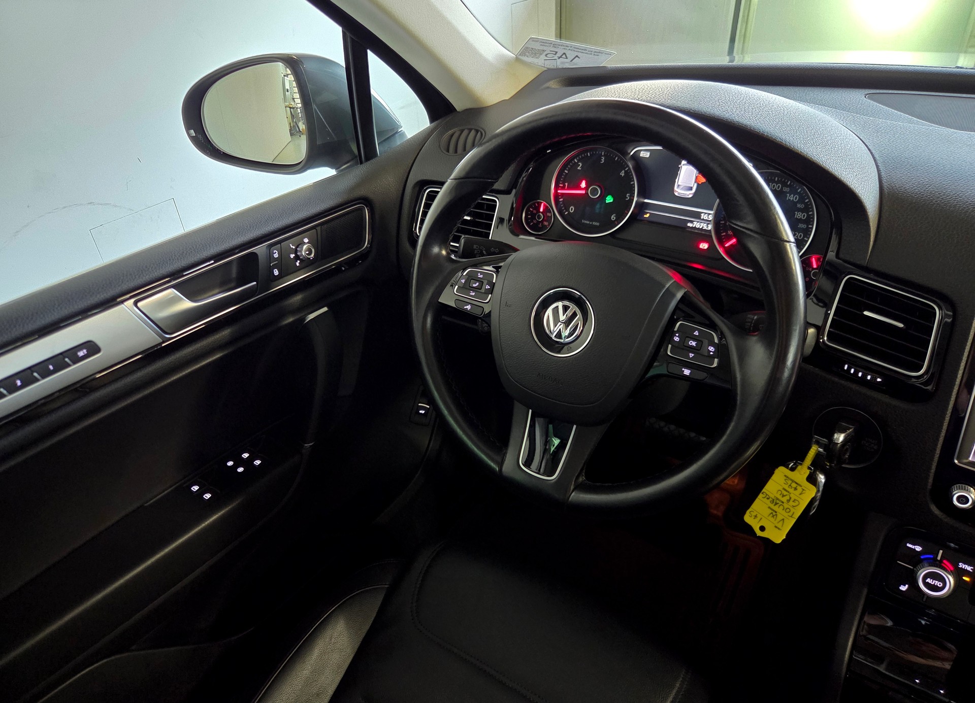 VW Touareg 3.0 V6 TDI 262 BMT TT 4Xm-image-14