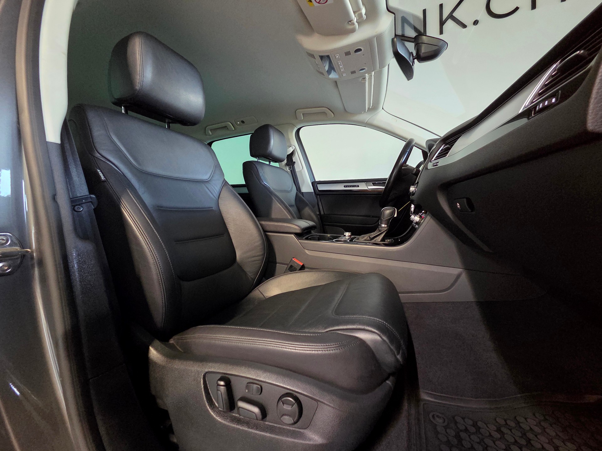 VW Touareg 3.0 V6 TDI 262 BMT TT 4Xm-image-6