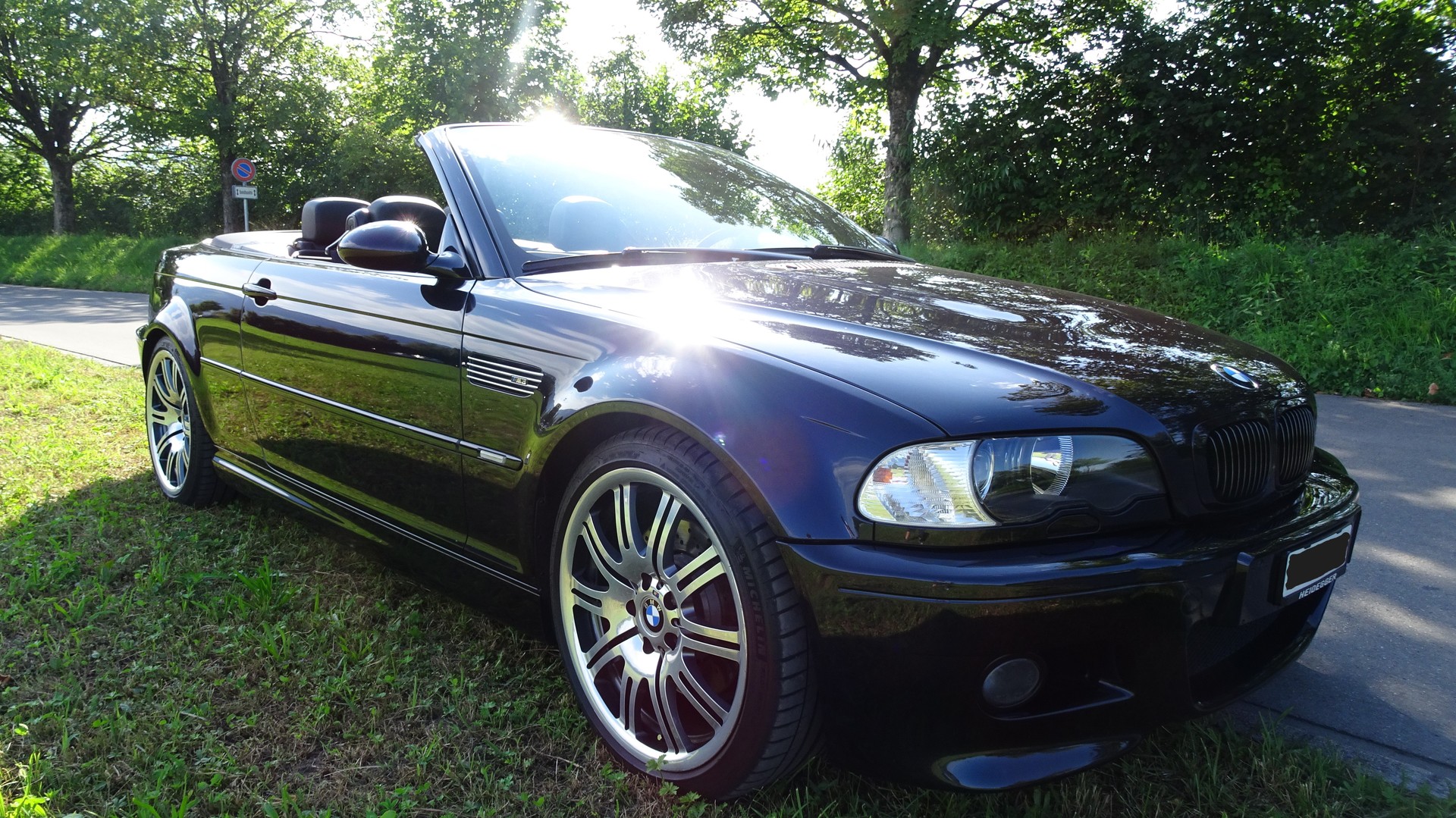BMW M3-image-2