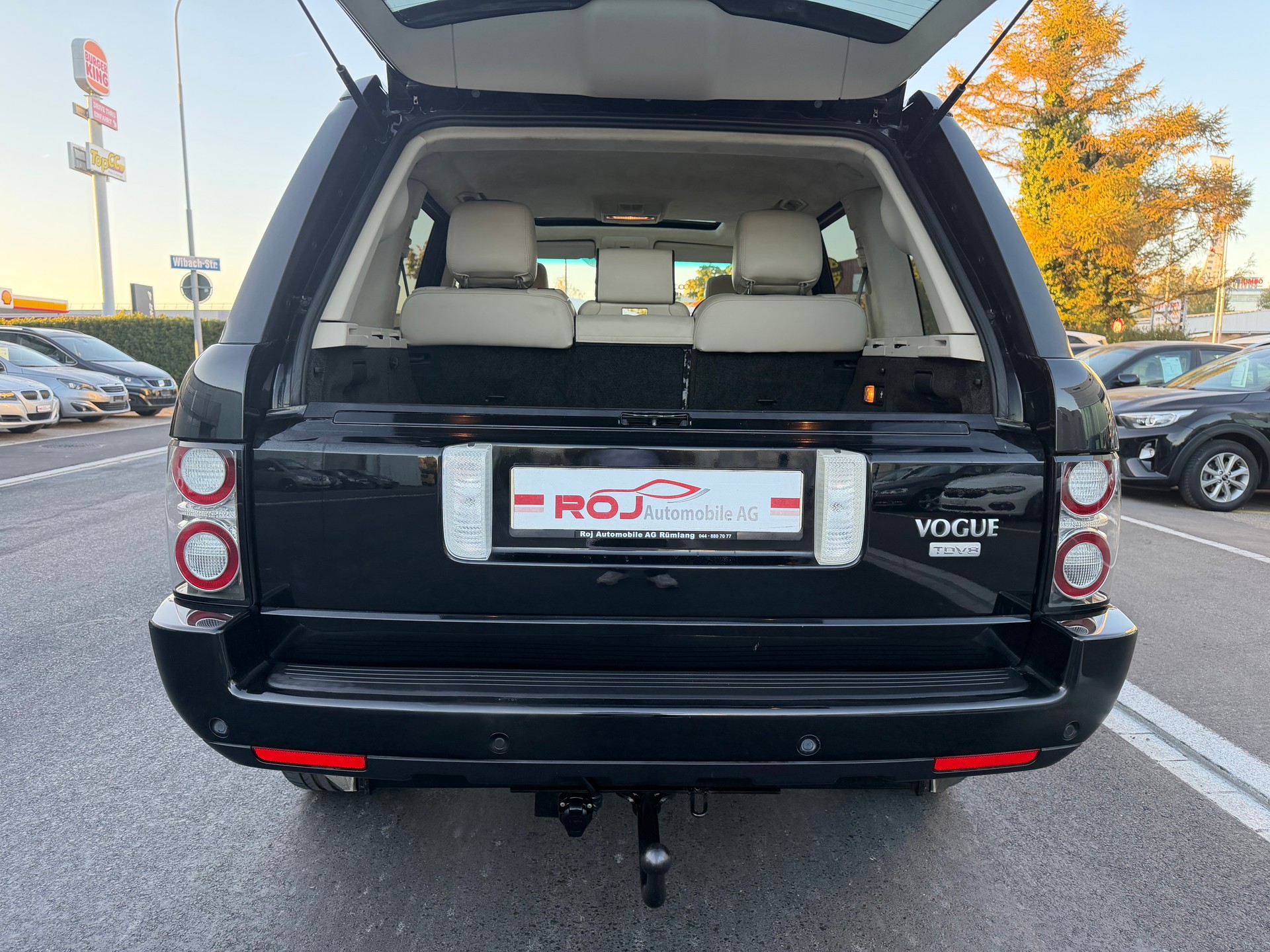 LAND ROVER Range Rover 4.4 TDV8 Vogue Automatic-image-12