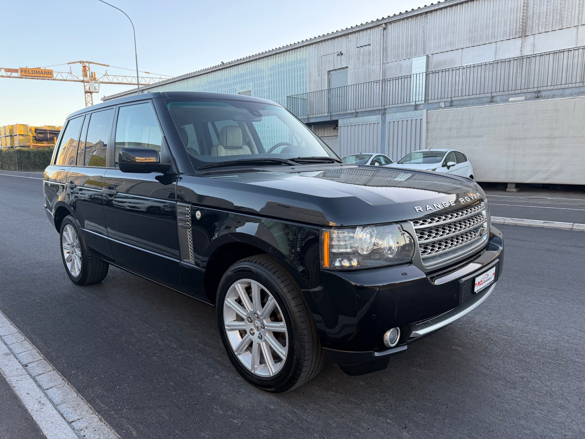 LAND ROVER Range Rover 4.4 TDV8 Vogue Automatic-image-3