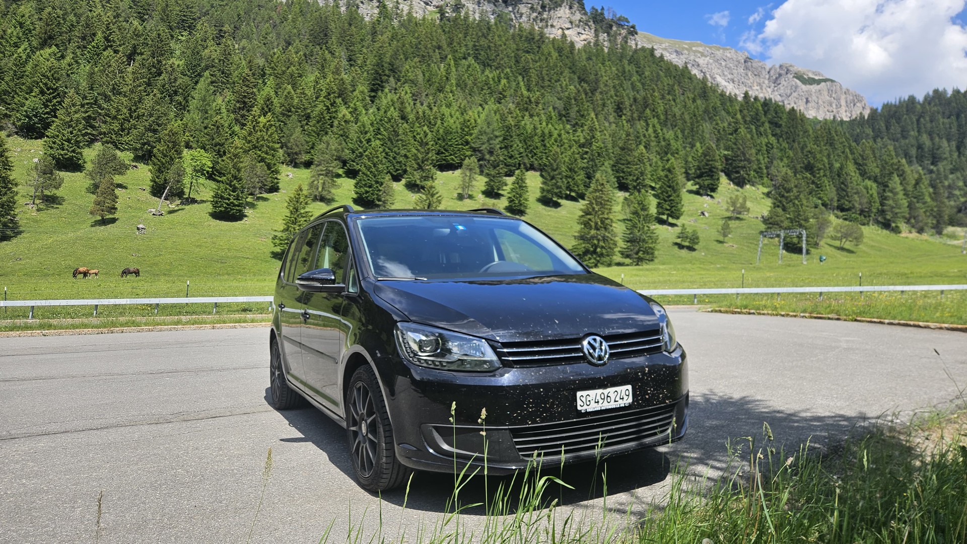 VW Touran 1.6 TDI Trendline DSG-image-1