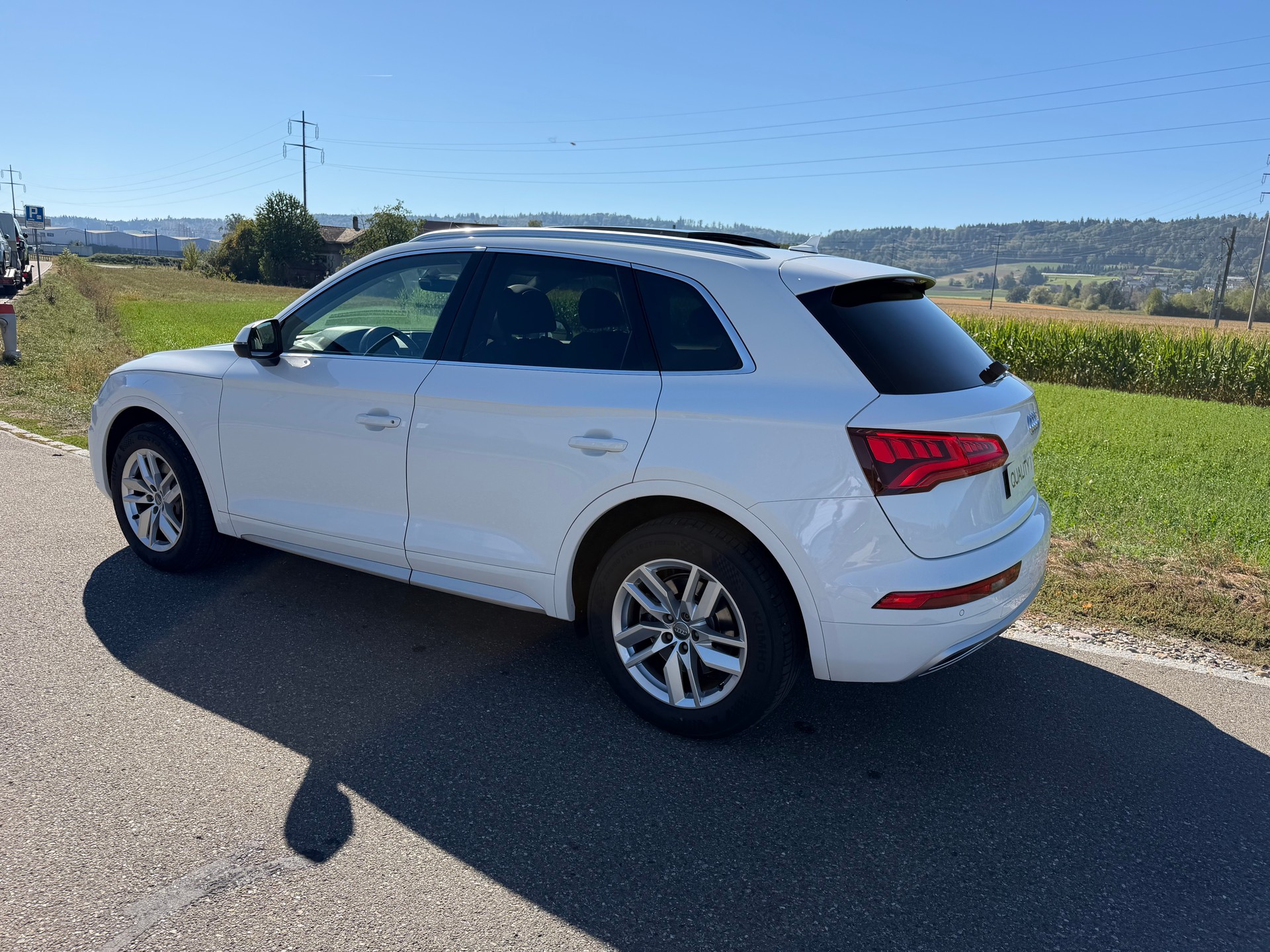 AUDI Q5 2.0 TDI sport quattro-image-12