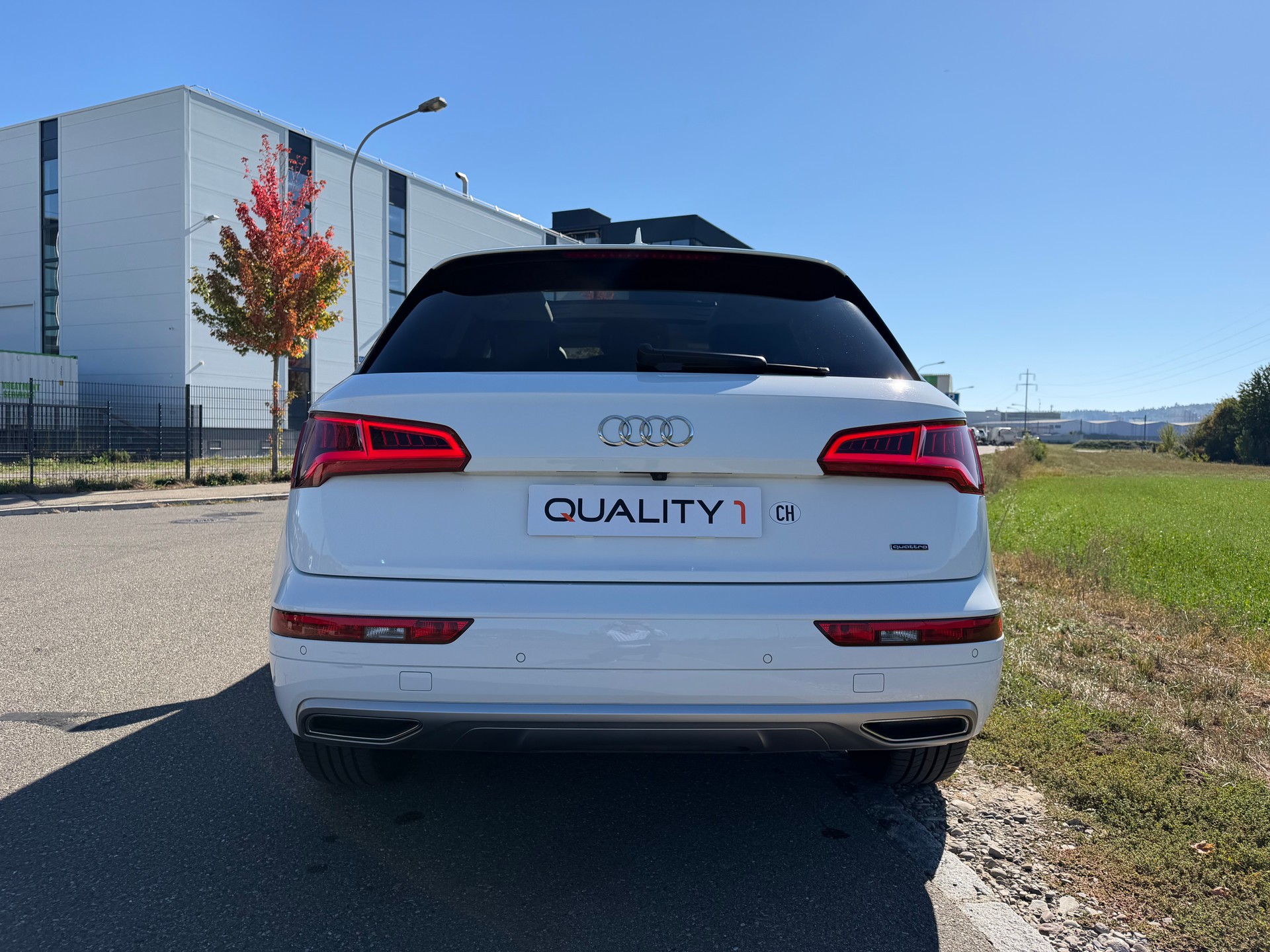 AUDI Q5 2.0 TDI sport quattro-image-10