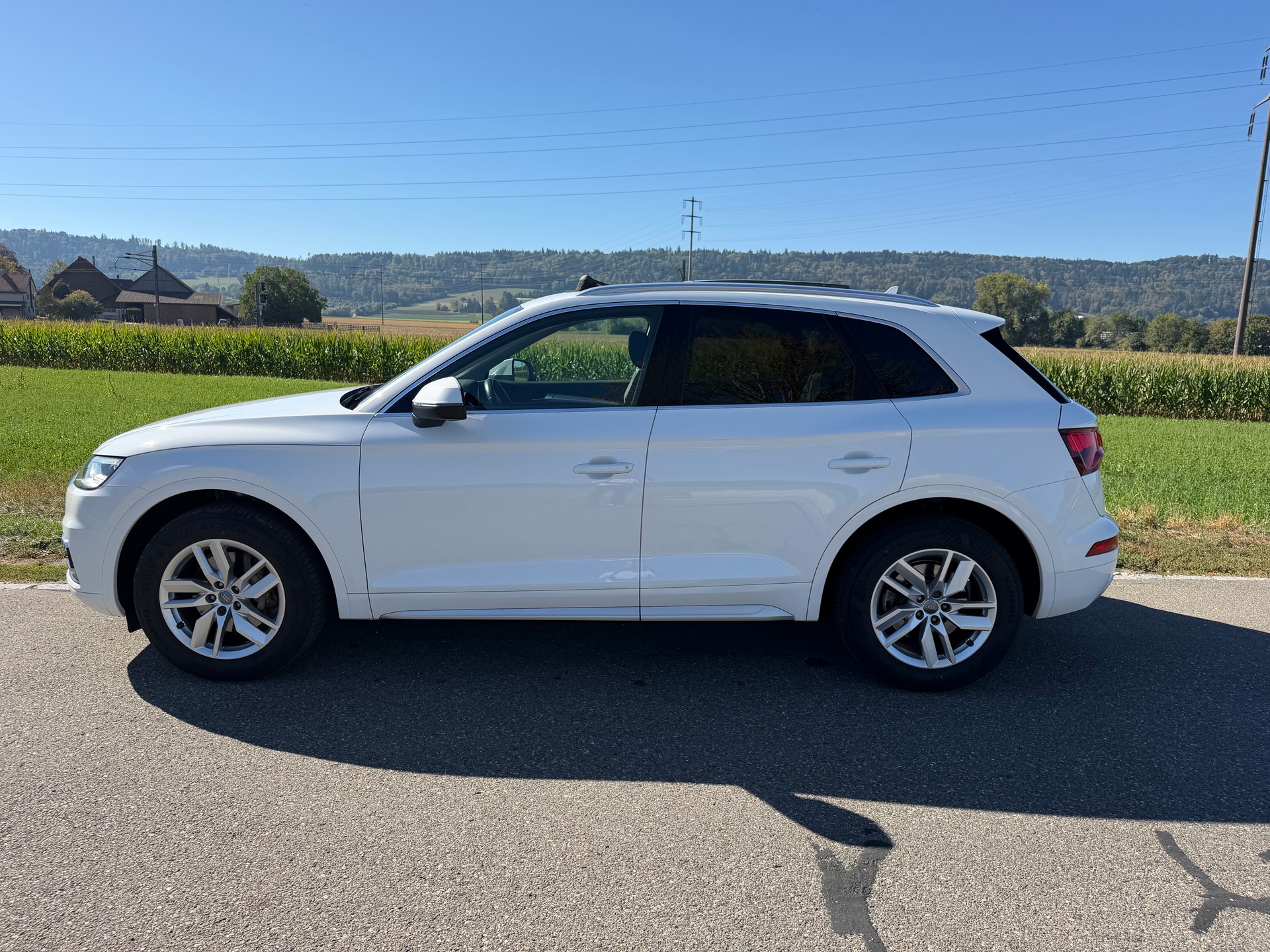 AUDI Q5 2.0 TDI sport quattro-image-8