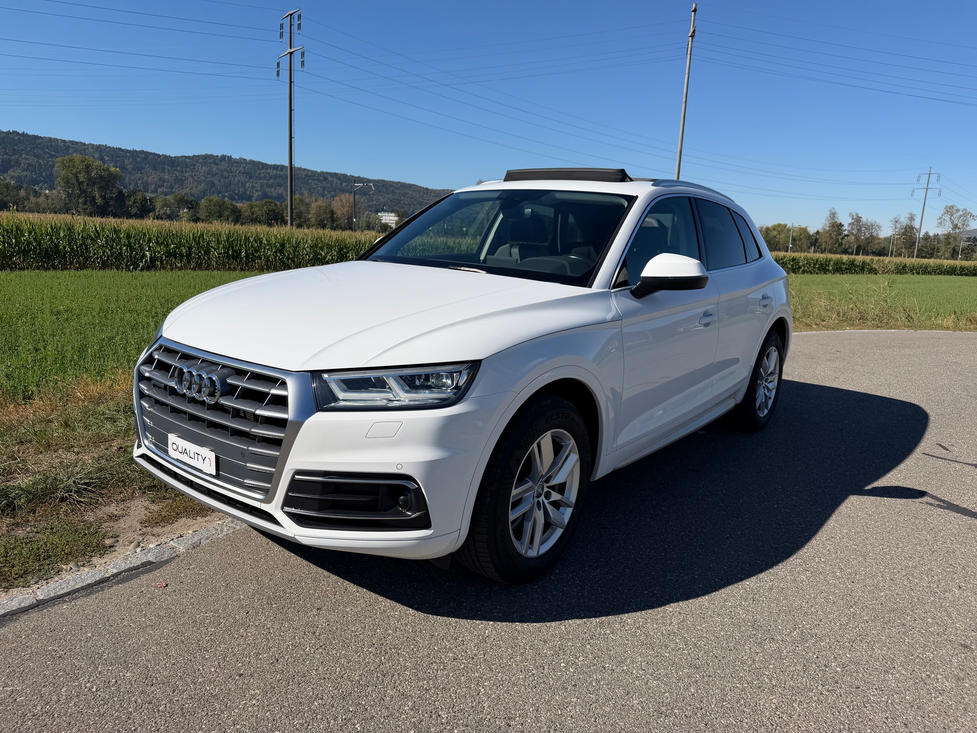 AUDI Q5 2.0 TDI sport quattro-image-6