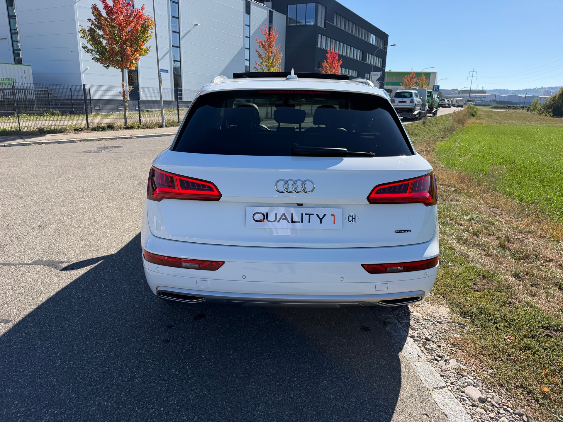 AUDI Q5 2.0 TDI sport quattro-image-13