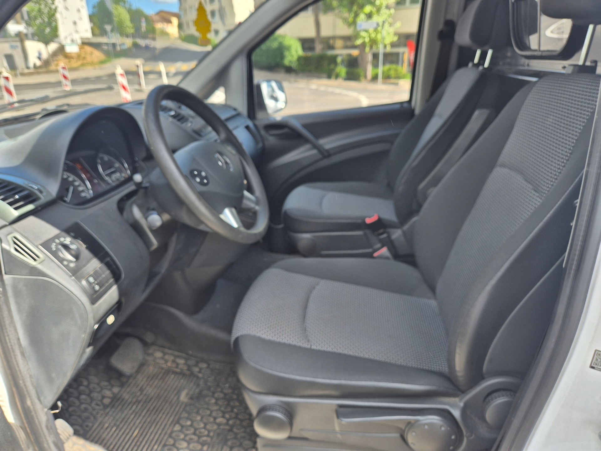 MERCEDES-BENZ Vito 122 CDI Blue Efficiency L A-image-5