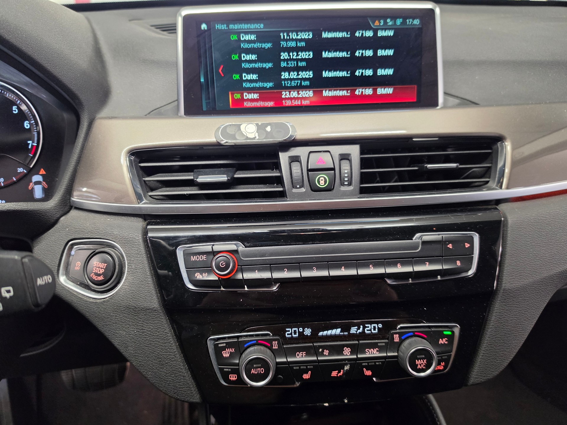BMW X1 xDrive 20i Sport Line Steptronic-image-9