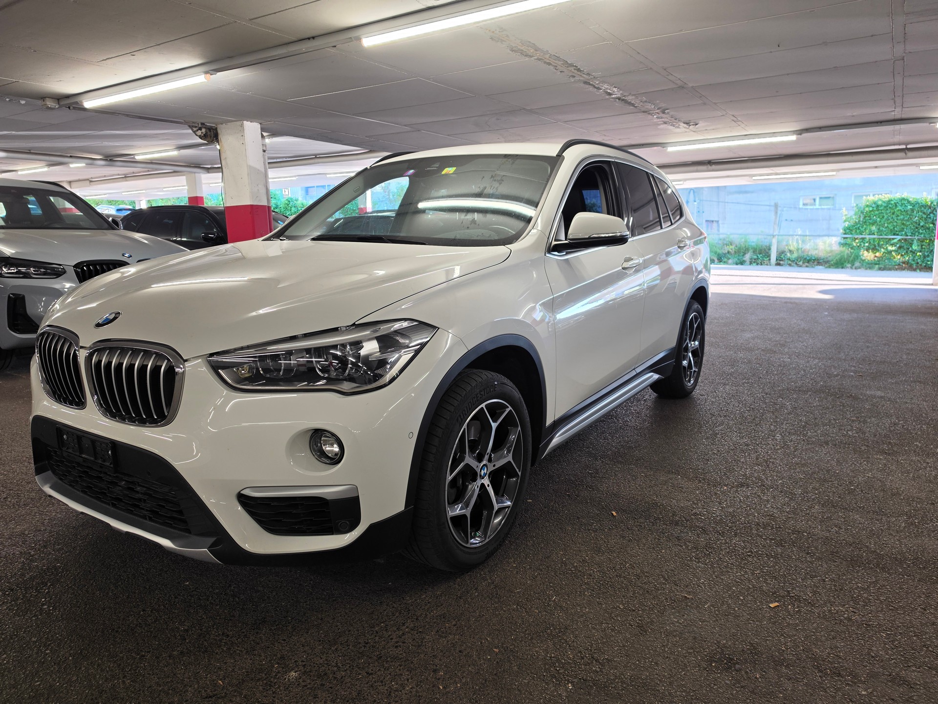 BMW X1 xDrive 20i Sport Line Steptronic-image-4
