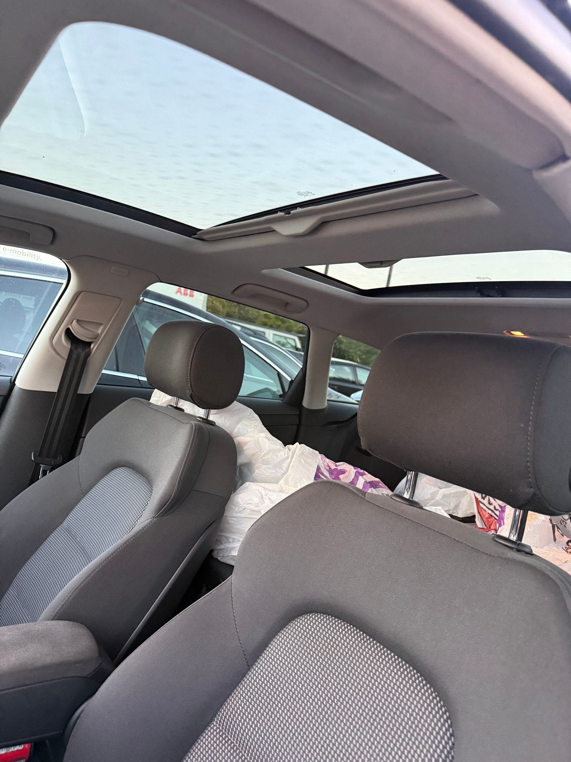 AUDI A3 Sportback 1.4 Turbo FSI Attraction-image-9