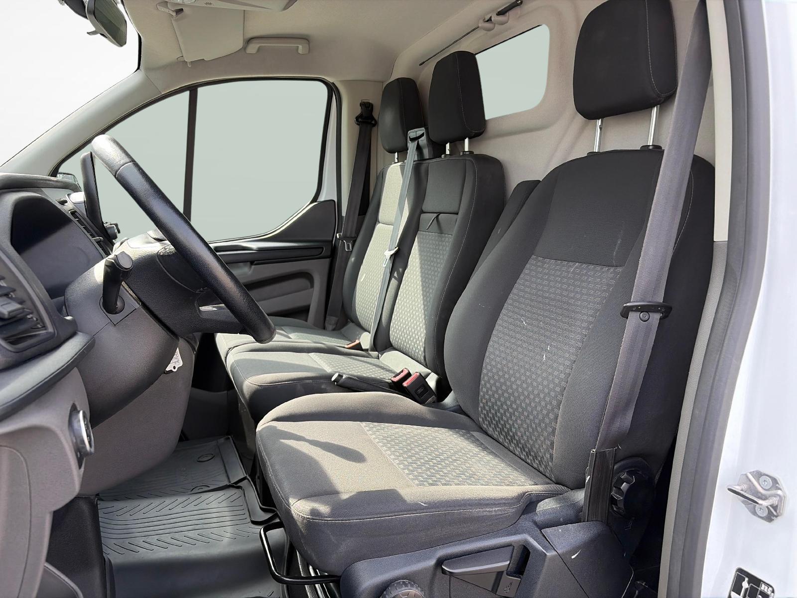 FORD Transit C Van 300 L1 2.0 TDCi 130 Trend-image-10