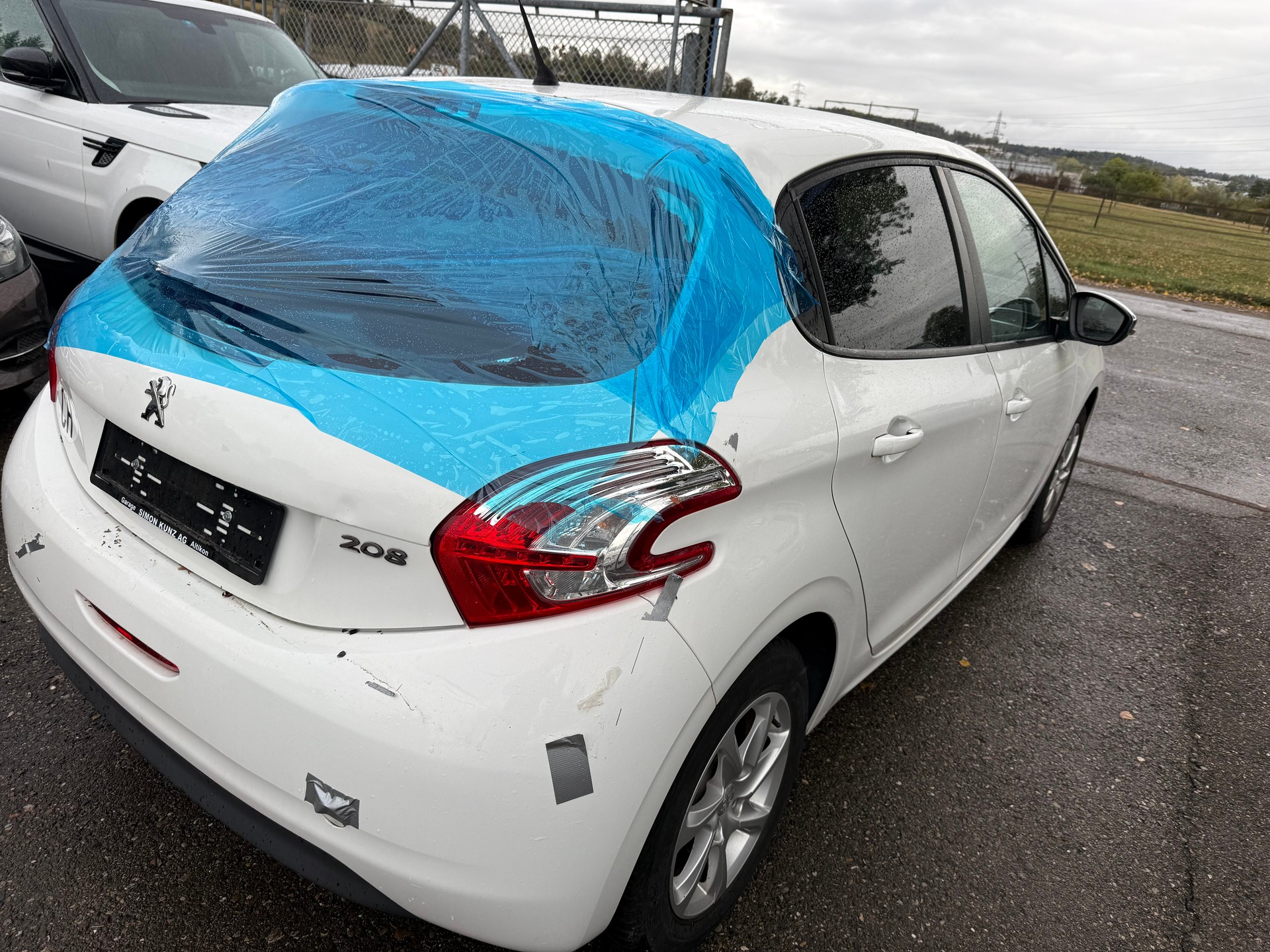 PEUGEOT 208 1.2 VTI Active-image-7