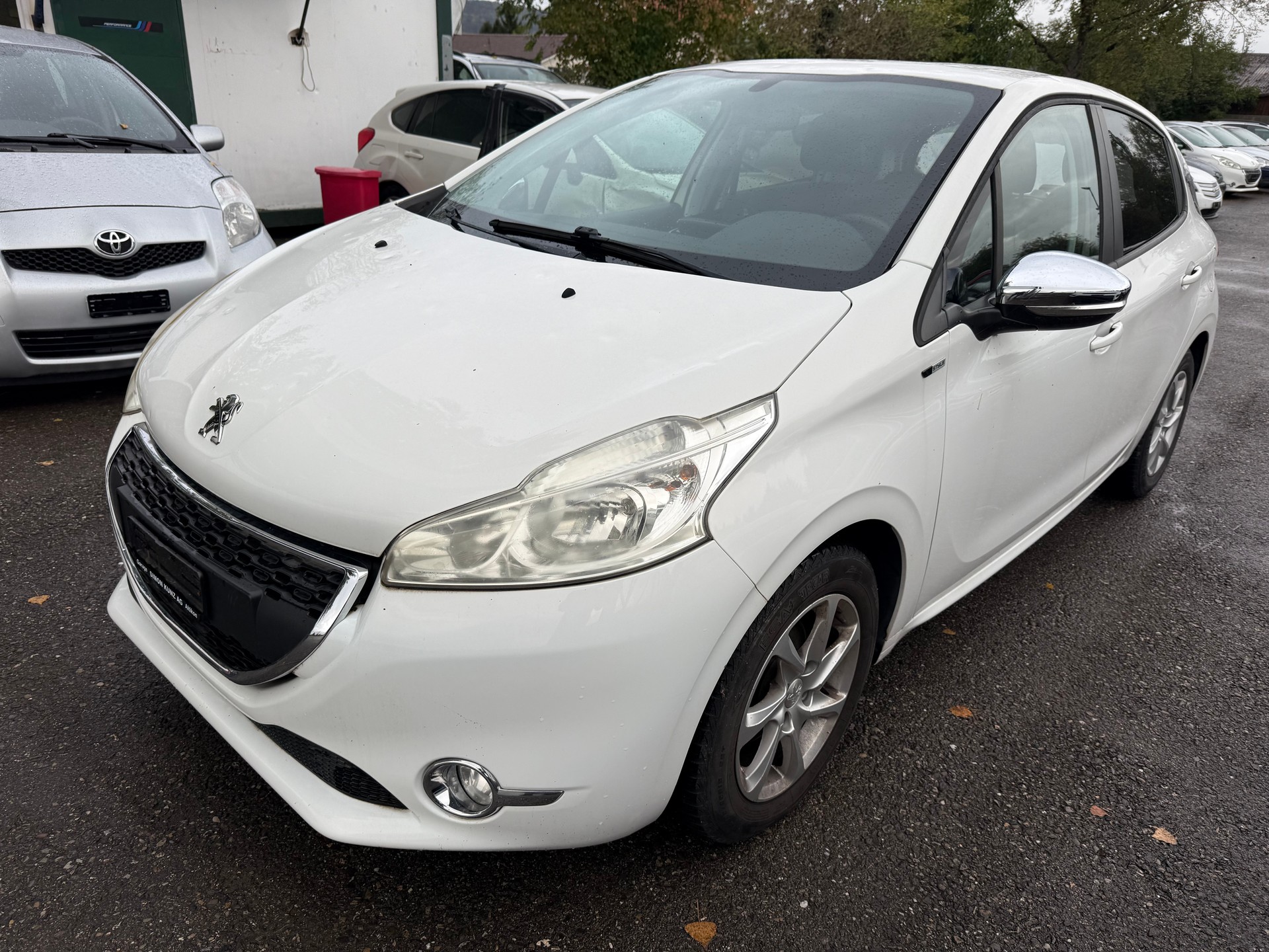 PEUGEOT 208 1.2 VTI Active-image-3