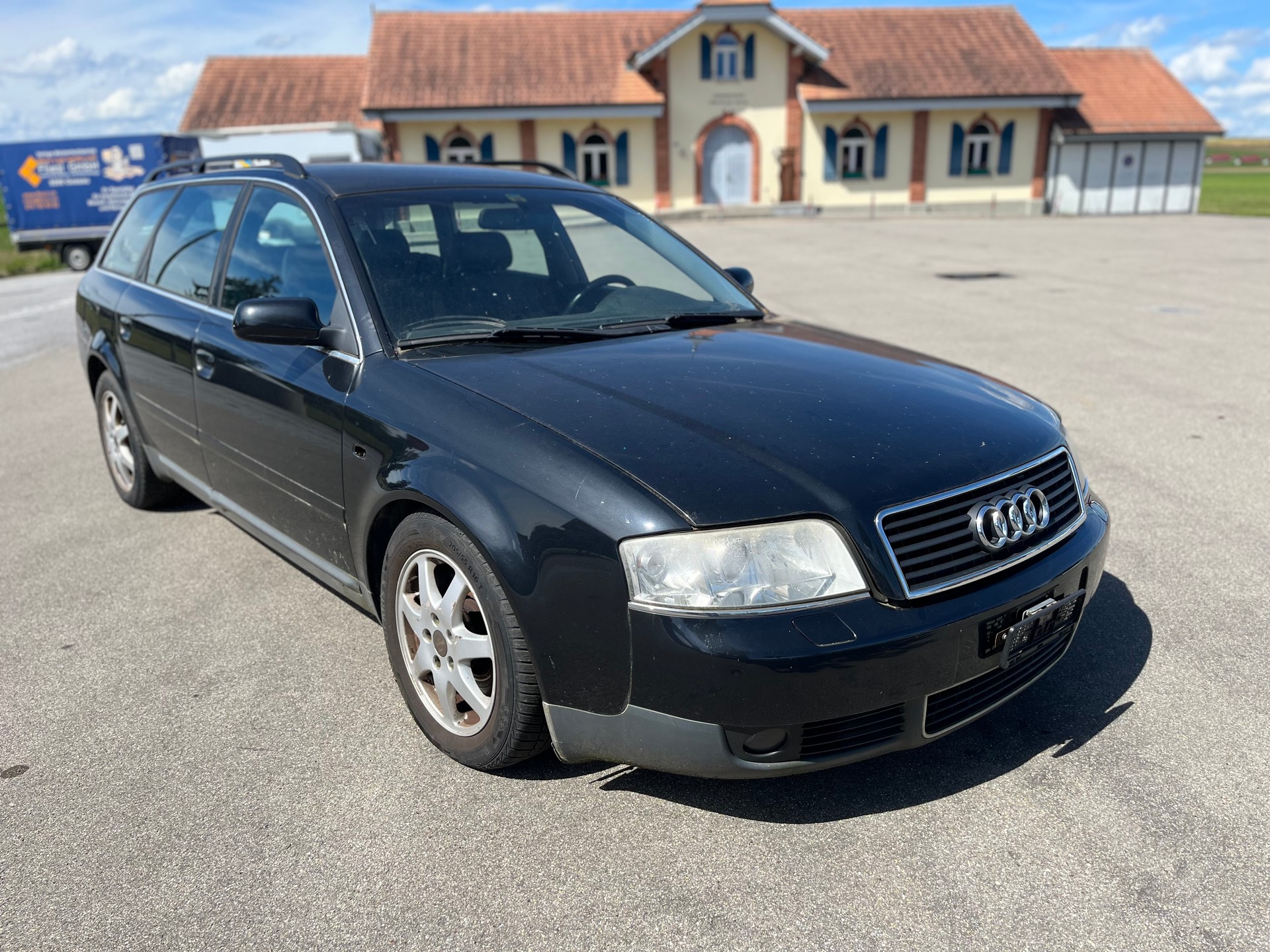 AUDI Kombi 3,0i Benzin Automat 4x4 KM:212000 Euro B04-image-2