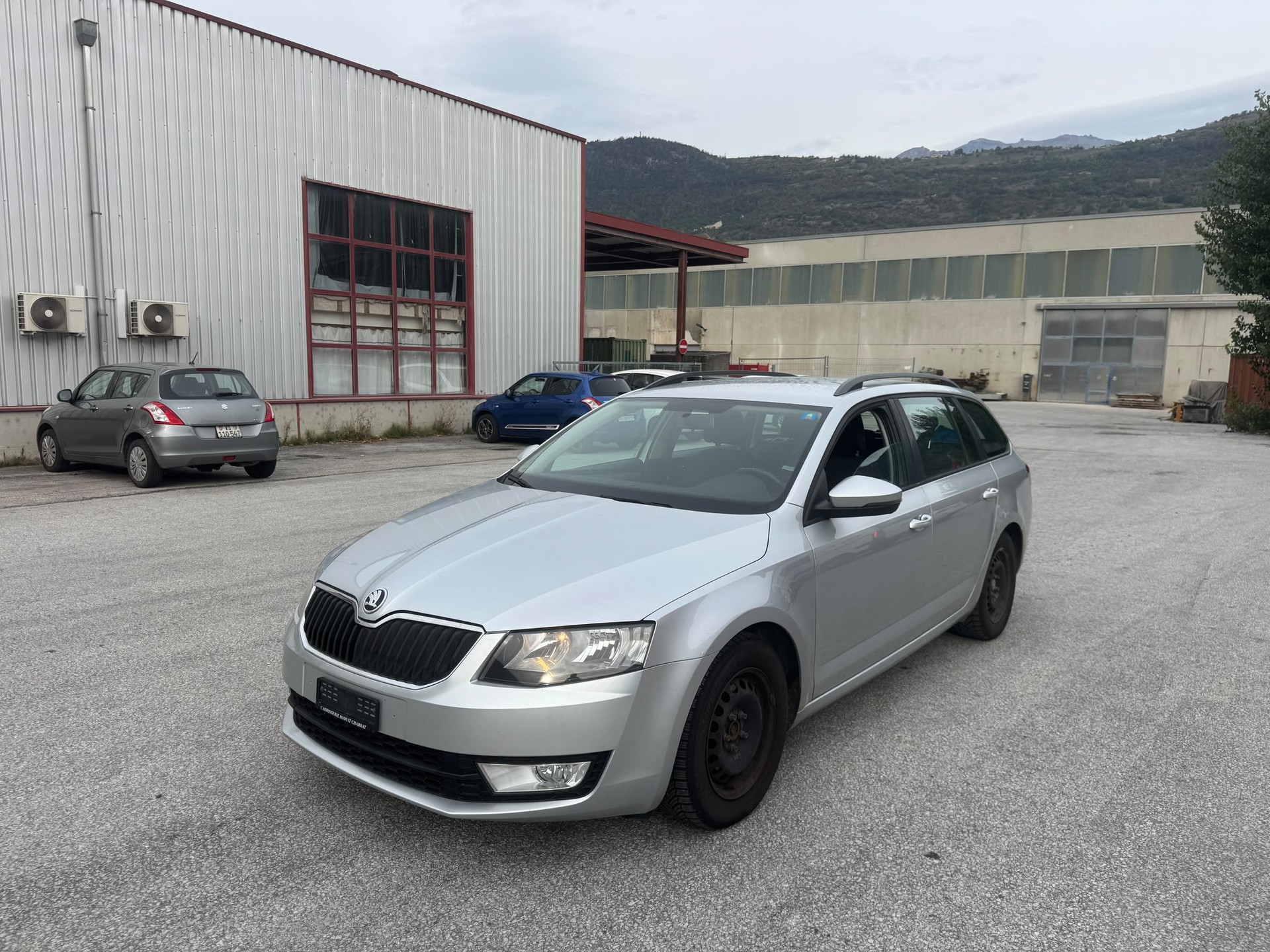 SKODA Octavia Combi 1.6 TDI GreenLine-image-0