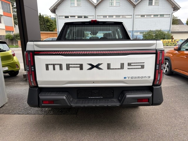 MAXUS eTerron 9 102kWh Luxury-image-4