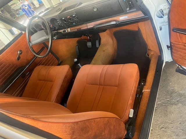 SAAB 99L-image-10