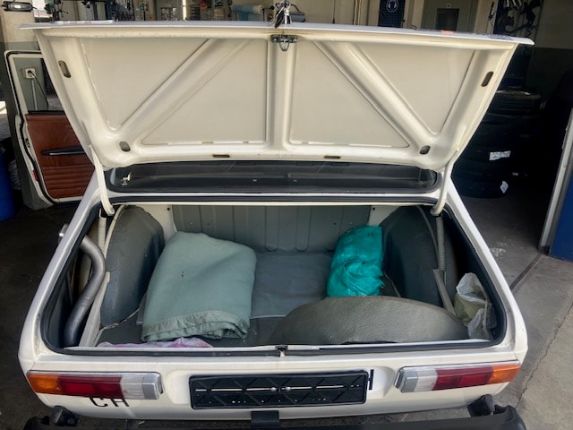 SAAB 99L-image-9