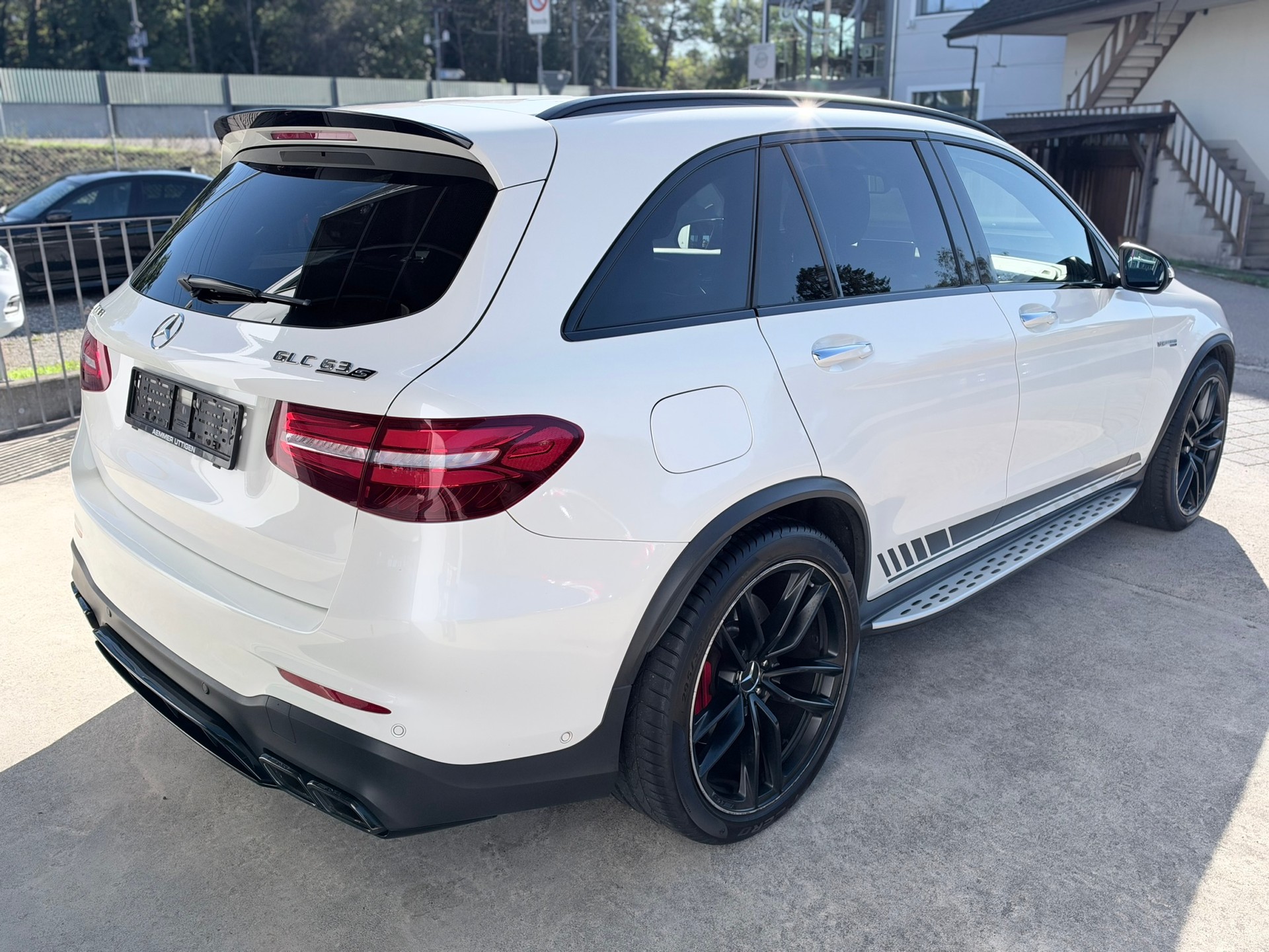 MERCEDES-BENZ GLC 63 S AMG 4Matic+ 9G-Tronic-image-6