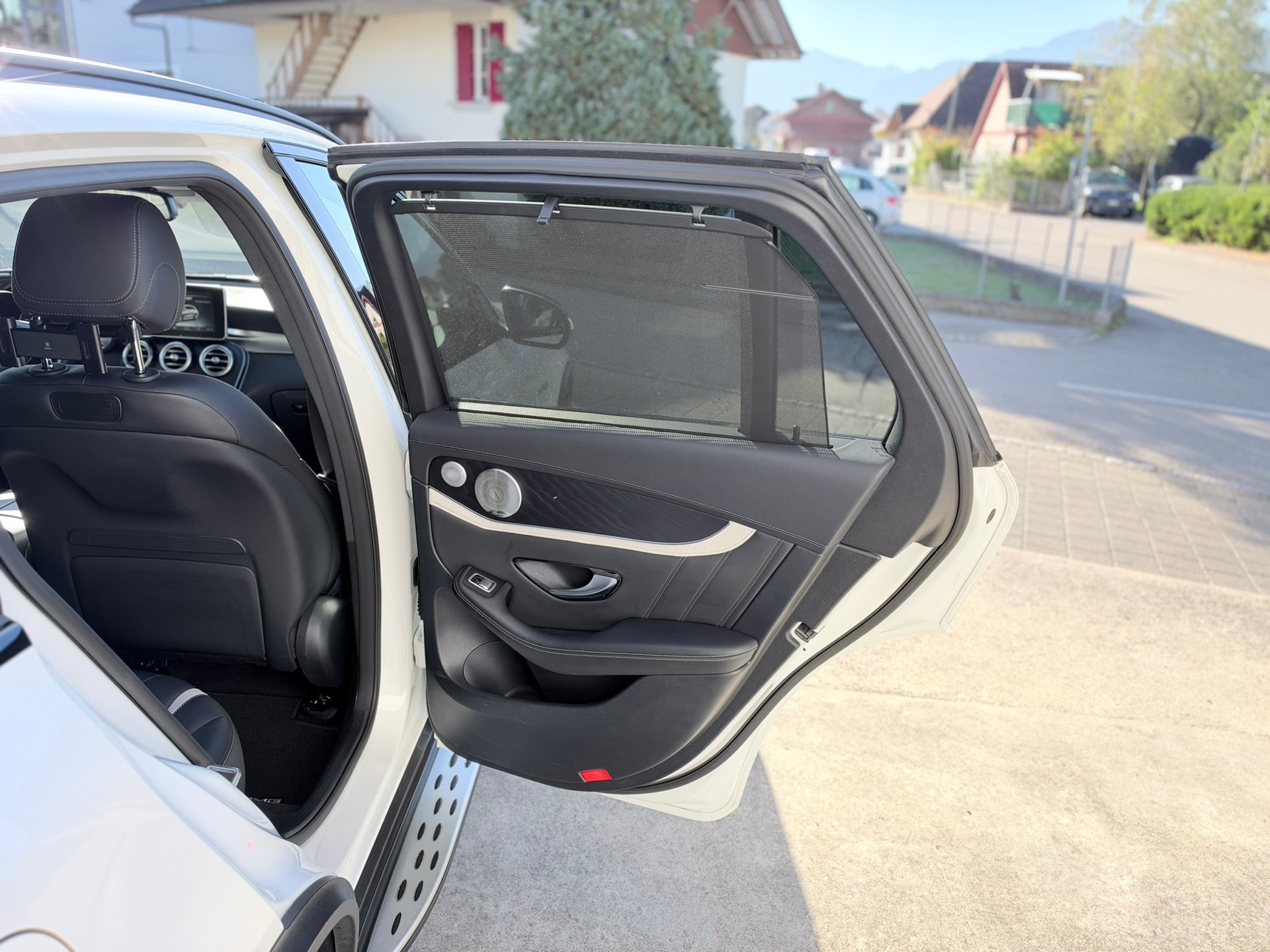 MERCEDES-BENZ GLC 63 S AMG 4Matic+ 9G-Tronic-image-14