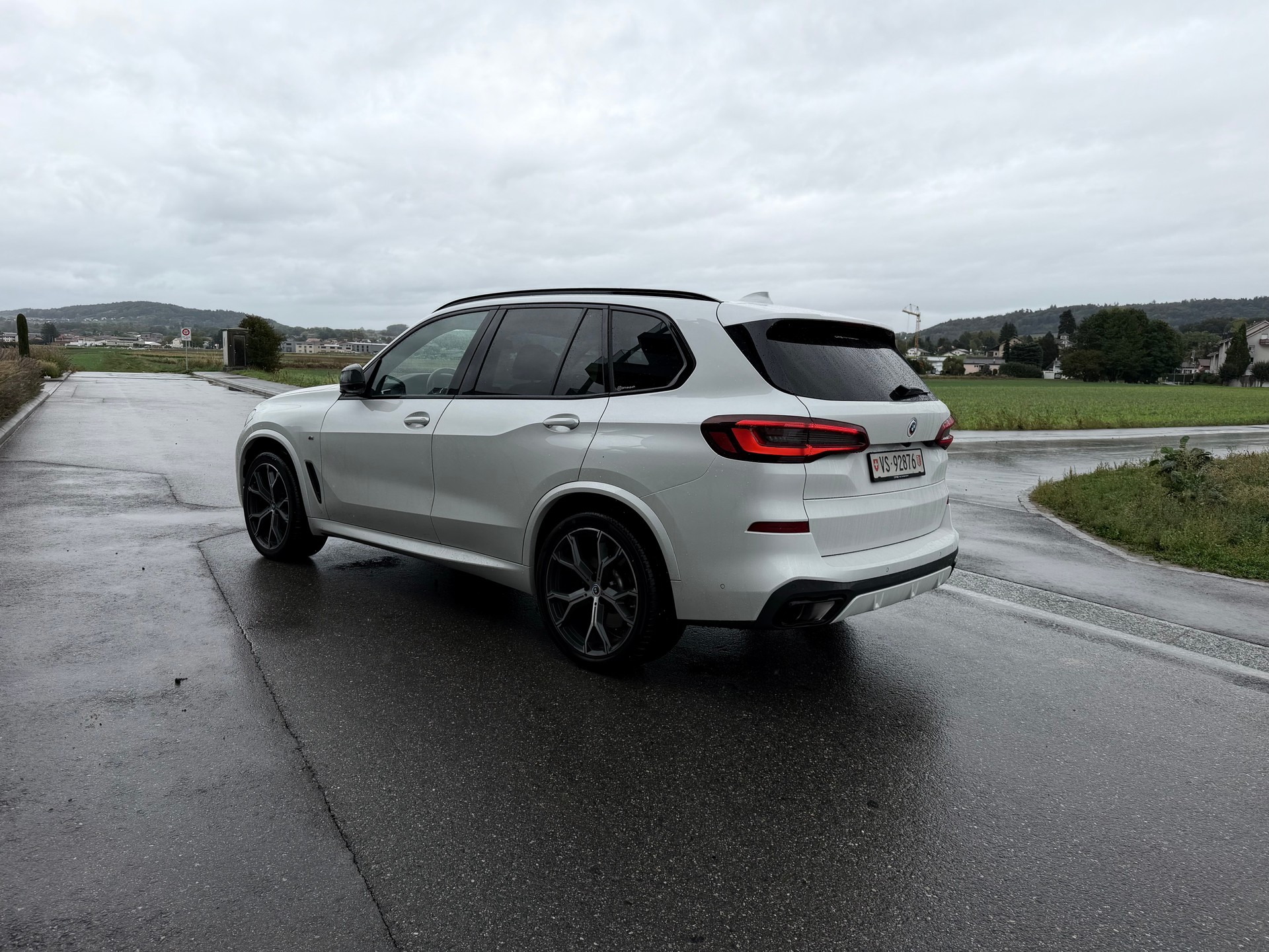 BMW X5 xDrive 48V 40d M Sport Steptronic-image-2