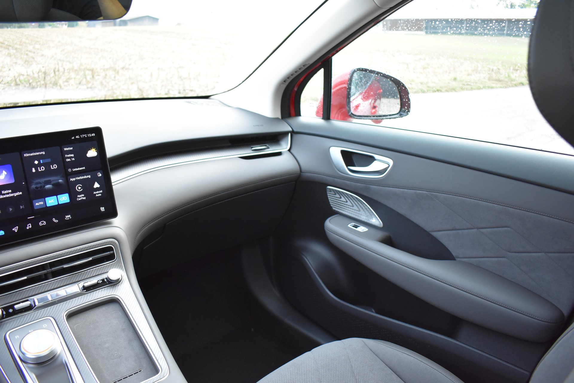 MG S6 EV 77kWh Luxury AWD-image-11