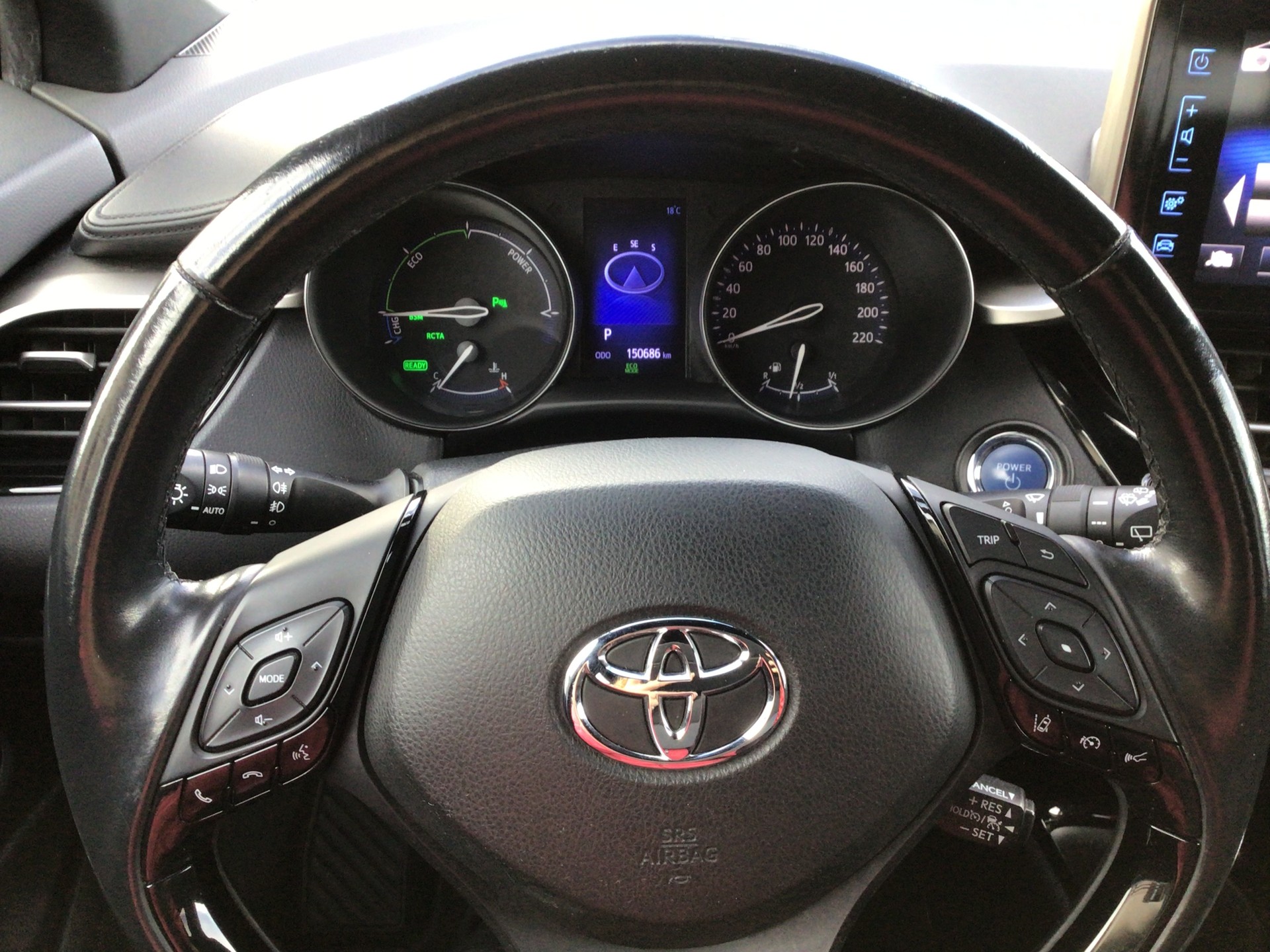 TOYOTA C-HR 1.8 HSD Limited CVT-image-9