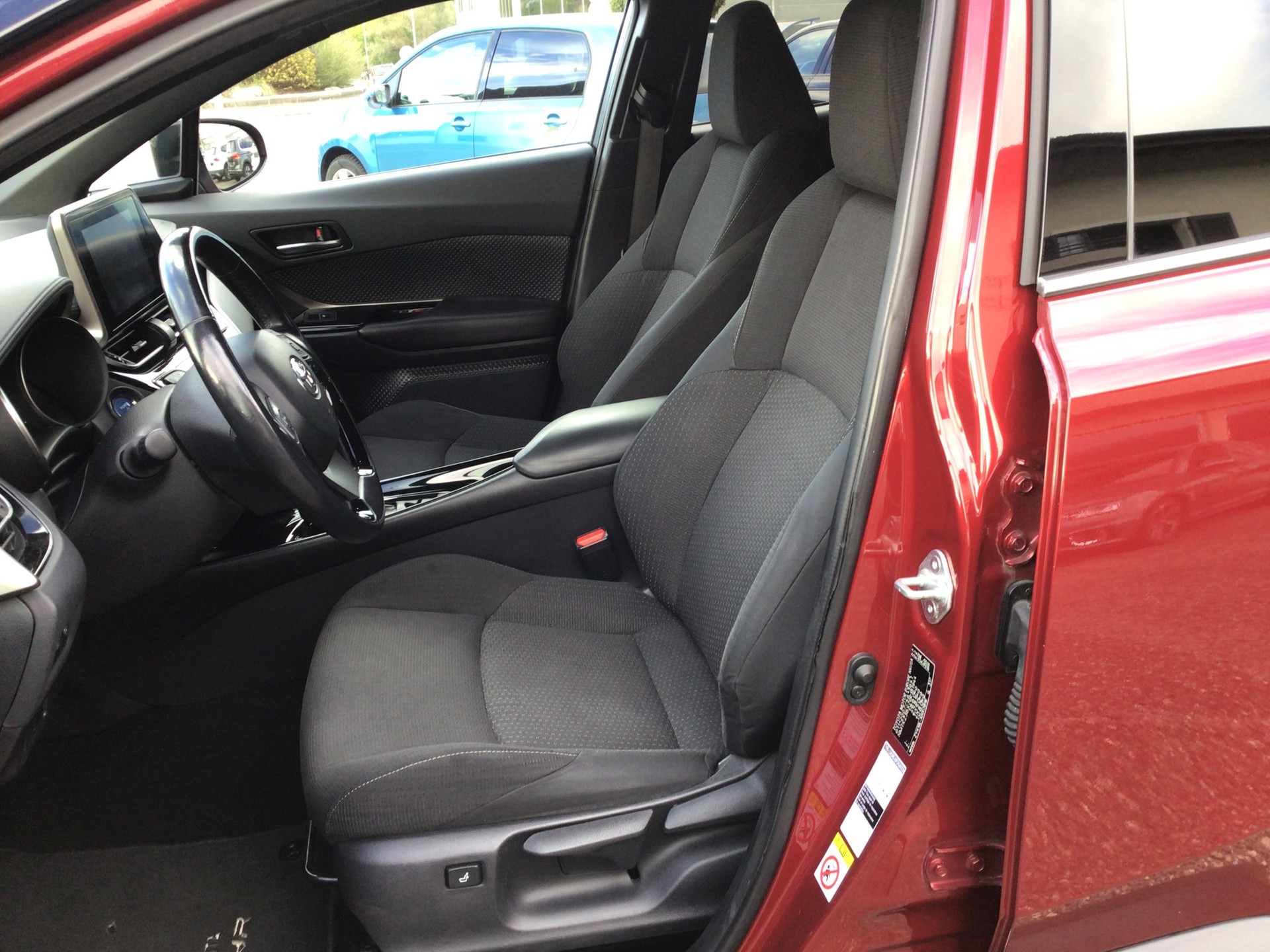 TOYOTA C-HR 1.8 HSD Limited CVT-image-5
