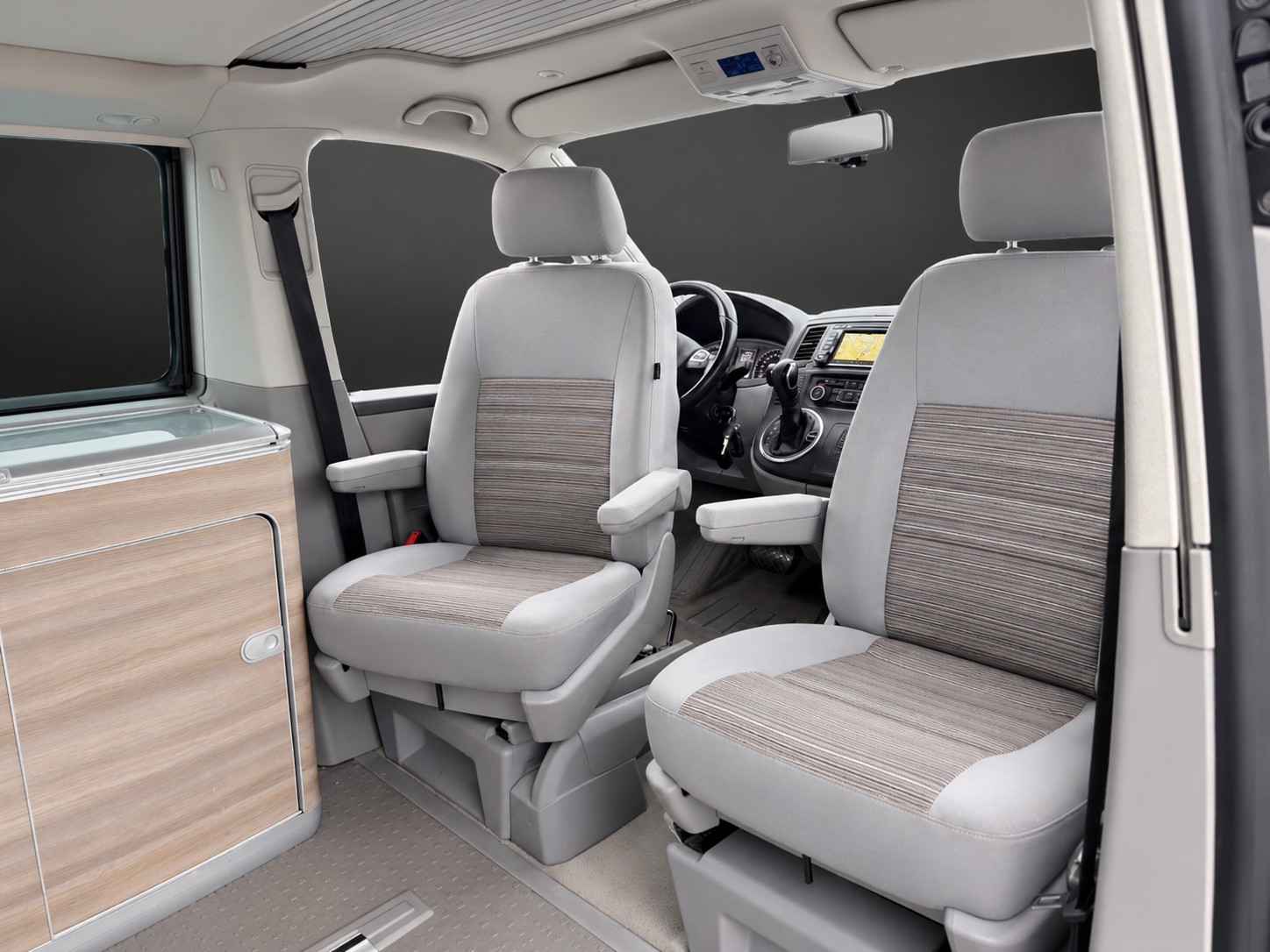 VW T5 California 2.0 Bi-TDI Comfortline DSG mit 180 PS * 5-Plätzer * Standheizung *-image-15