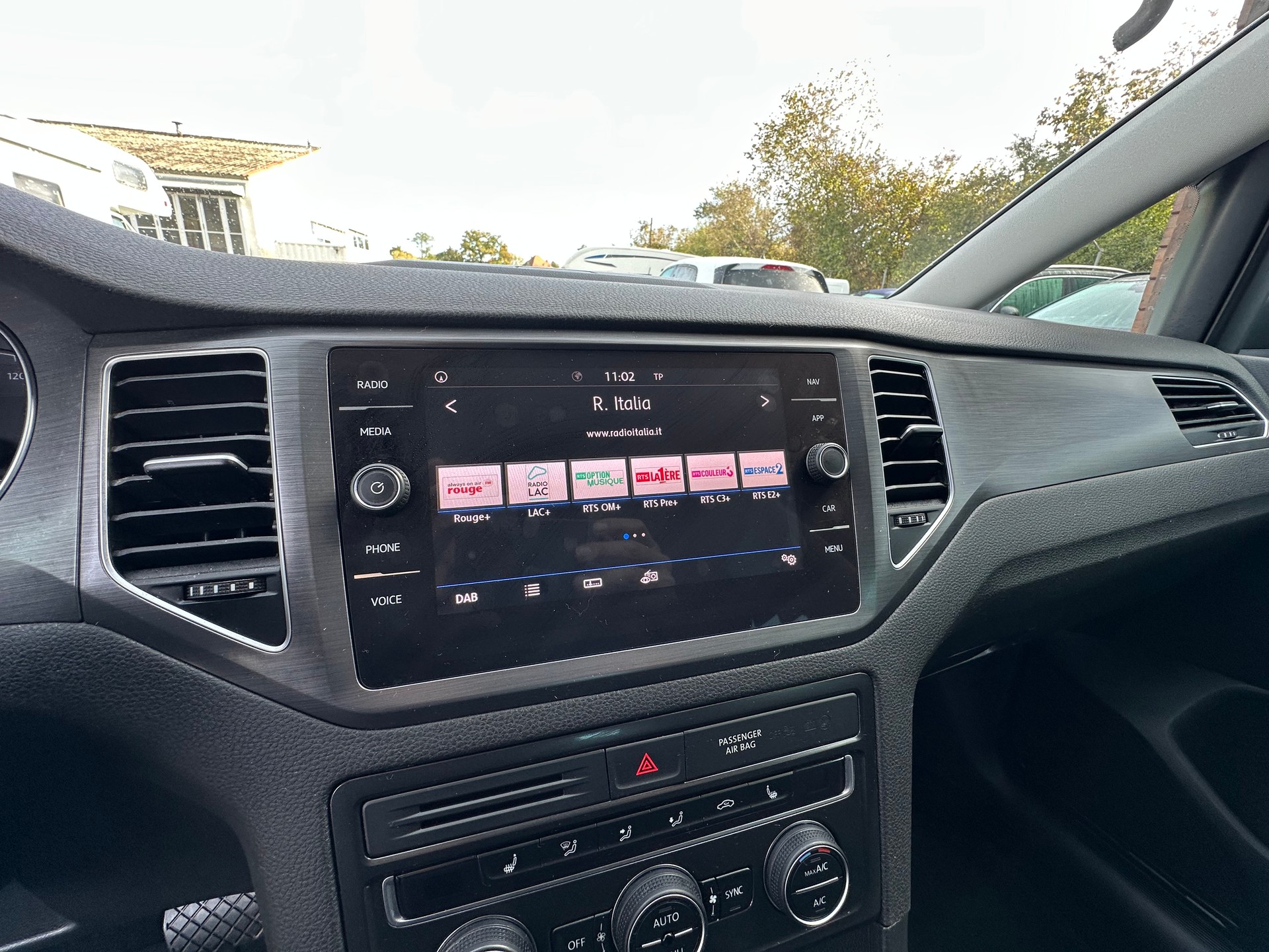 VW Golf Sportsvan 1.5 TSI EVO Comfortline DSG-image-18