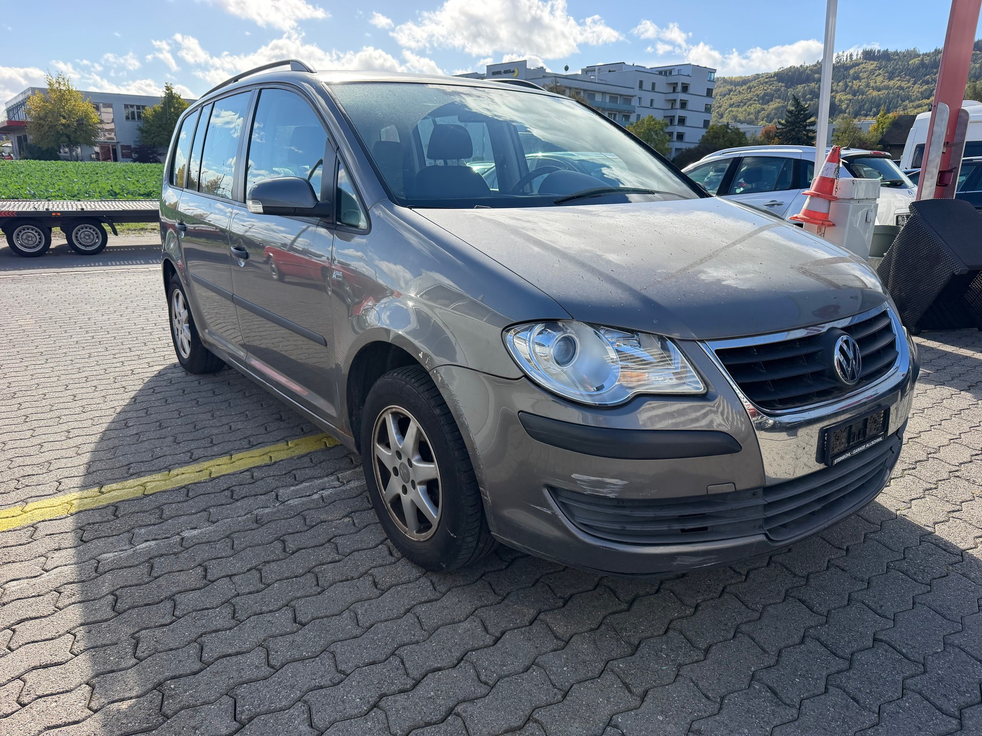 VW Touran 1.9 TDI Trendline-image-1