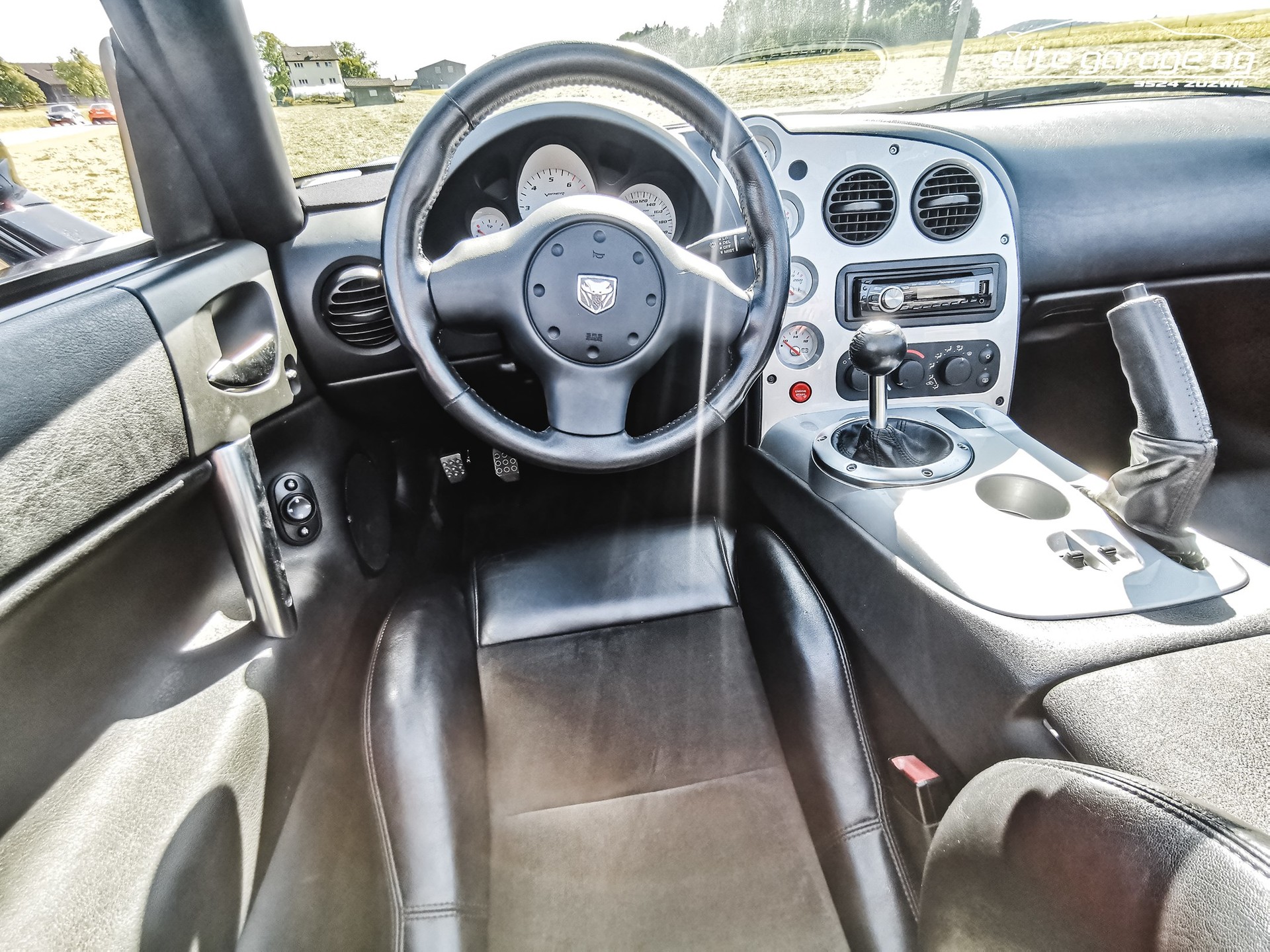 DODGE Viper SRT-10-image-12