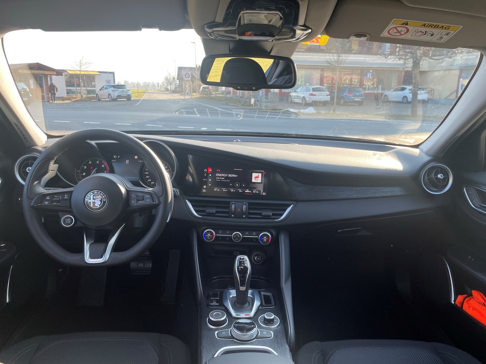 ALFA ROMEO Giulia 2.0 Business Automatic-image-3