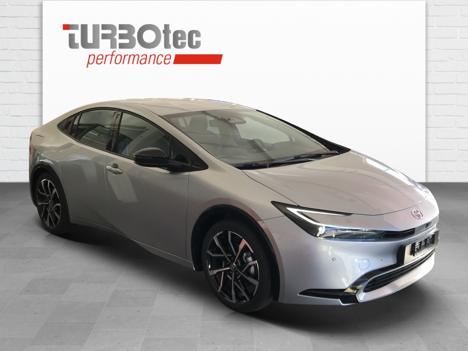 TOYOTA Prius 2.0 VVT-i Plug-in Hybrid Style-image-3