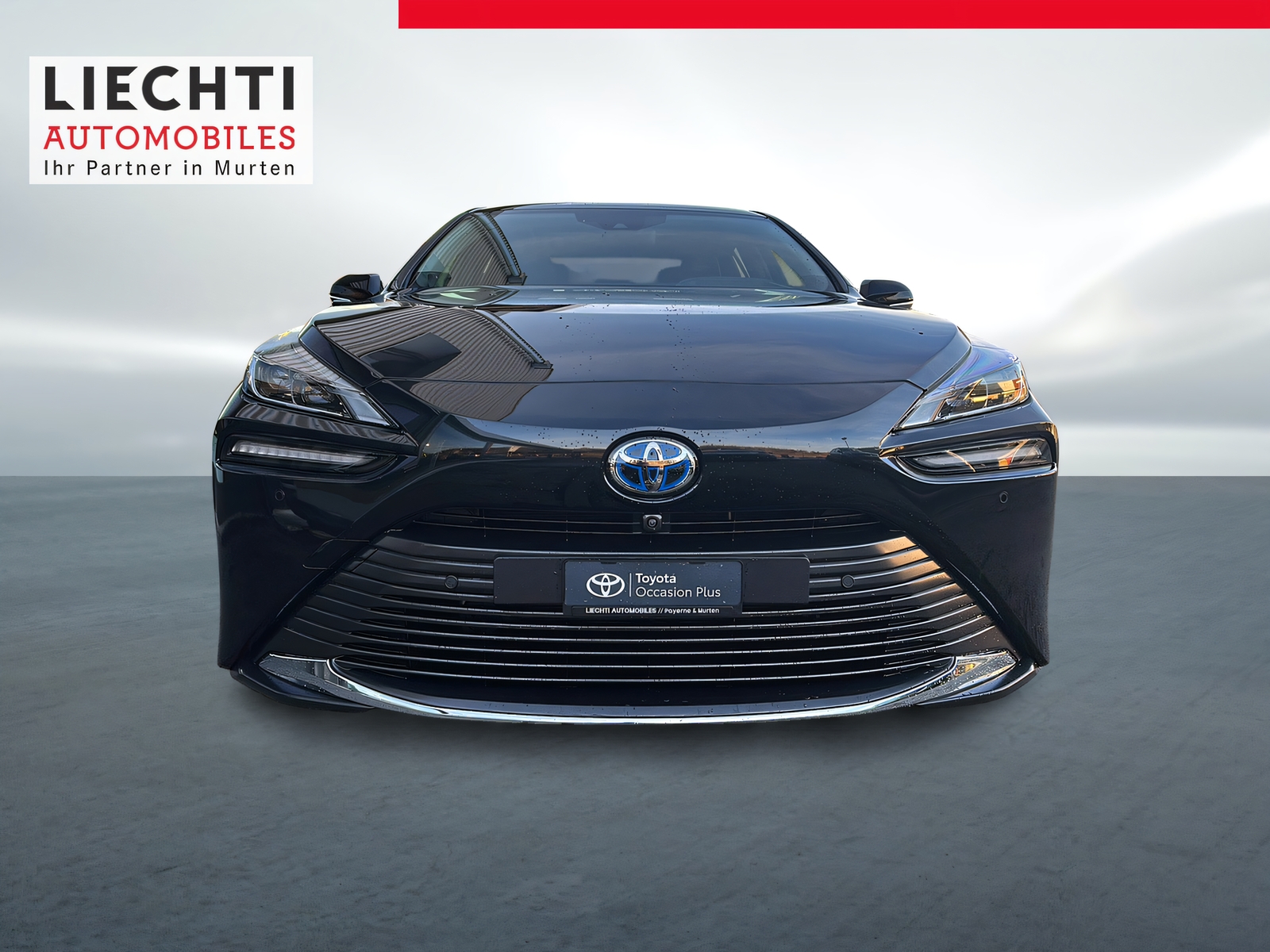 TOYOTA Mirai Fuel cell Platinum-showroom-element-1