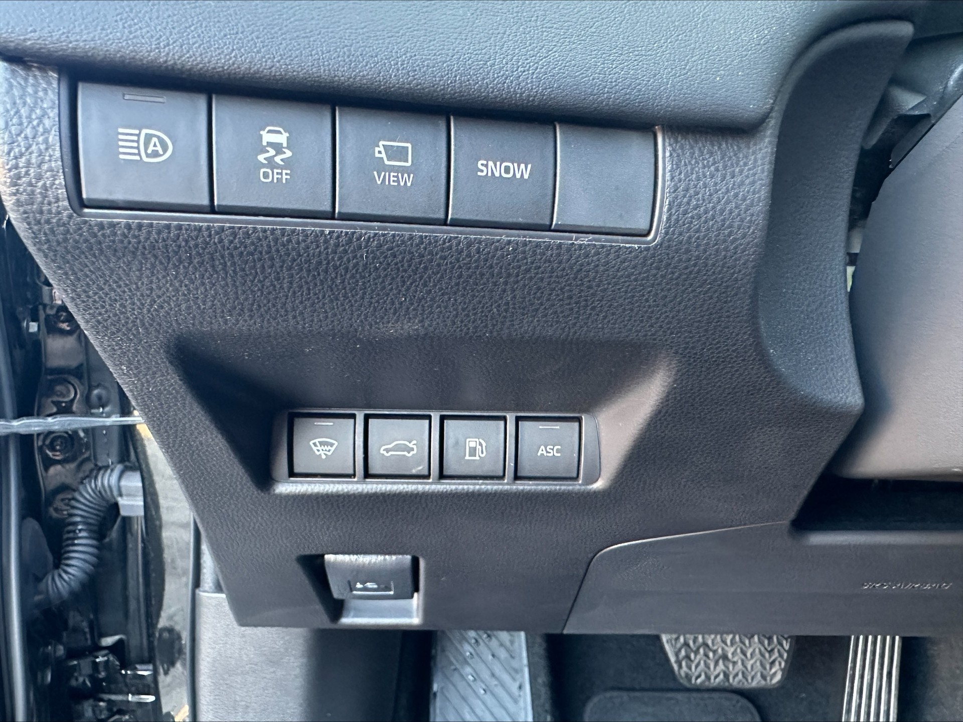 TOYOTA Mirai Fuel cell Platinum-image-10