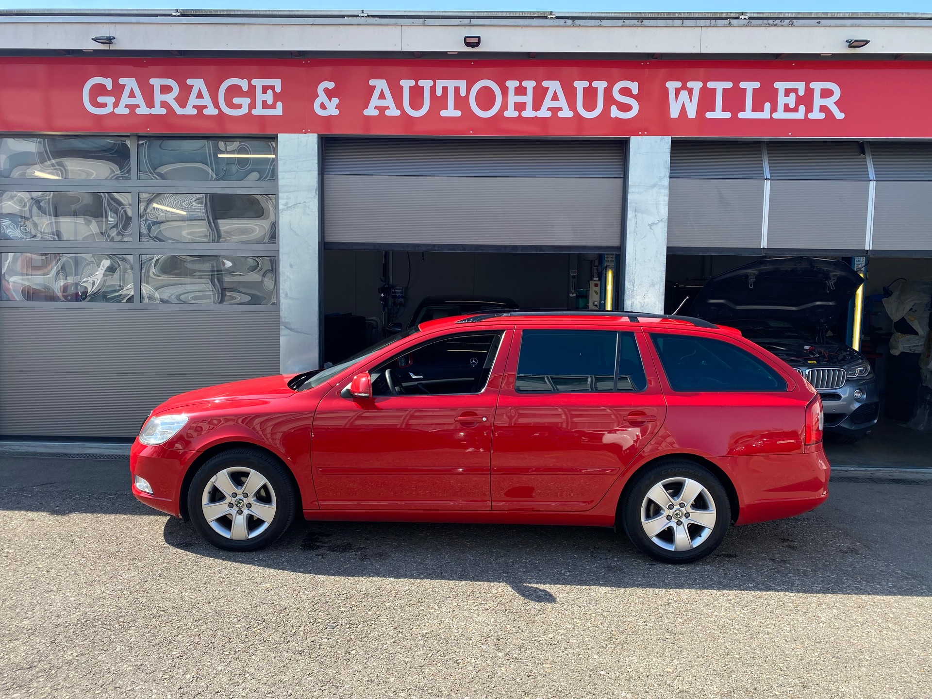 SKODA Octavia 1.4 TSI Ambiente DSG-image-7