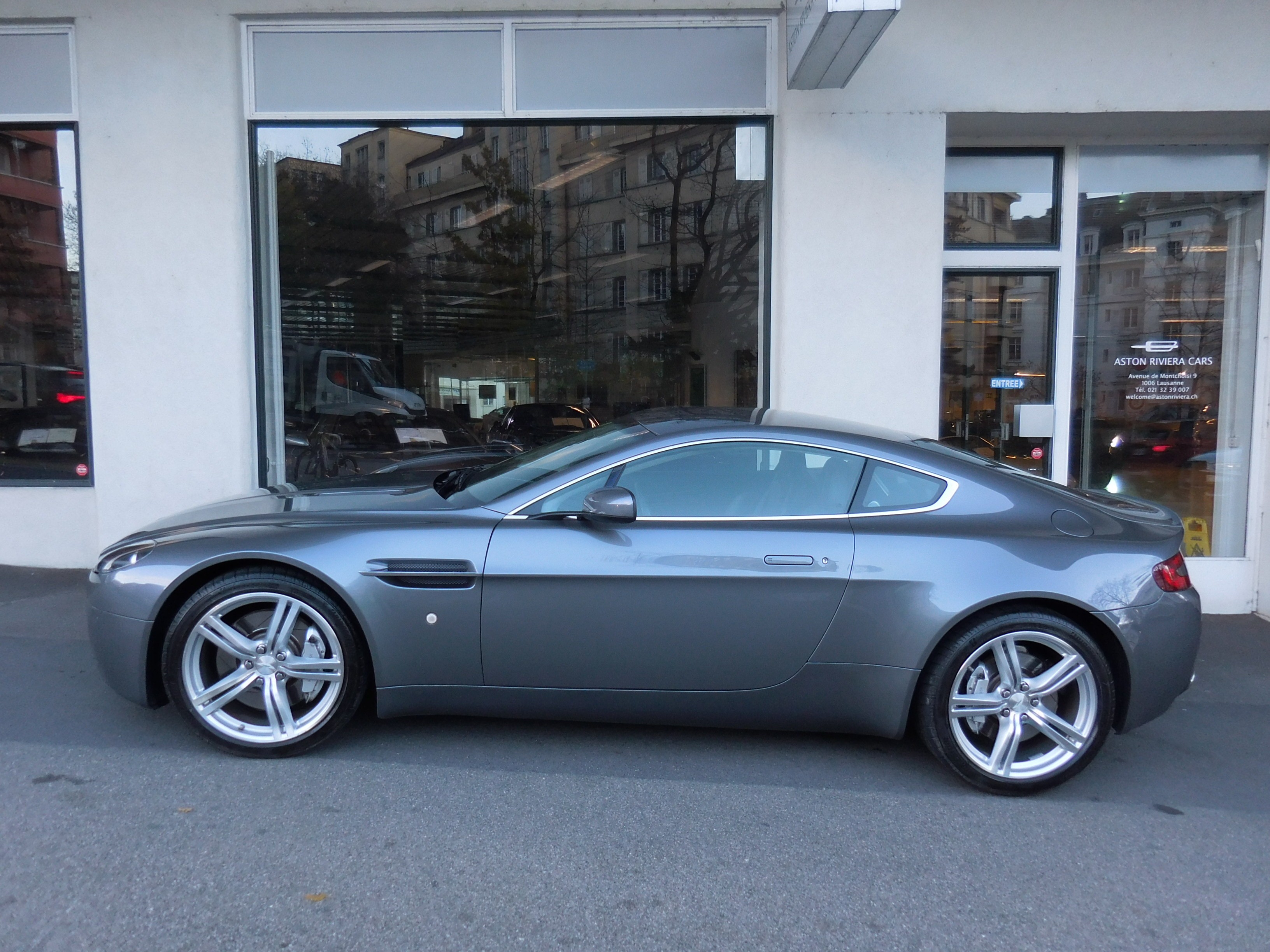 ASTON MARTIN V8 Vantage 4.7 Sportshift (Coupé)