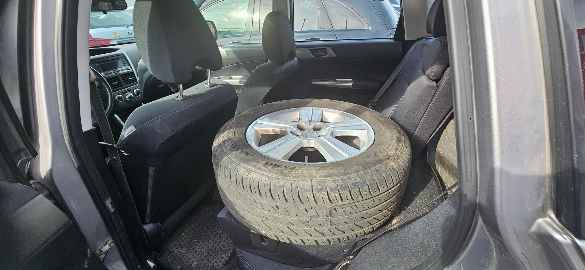 SUBARU Forester 2.0D X Swiss-image-4