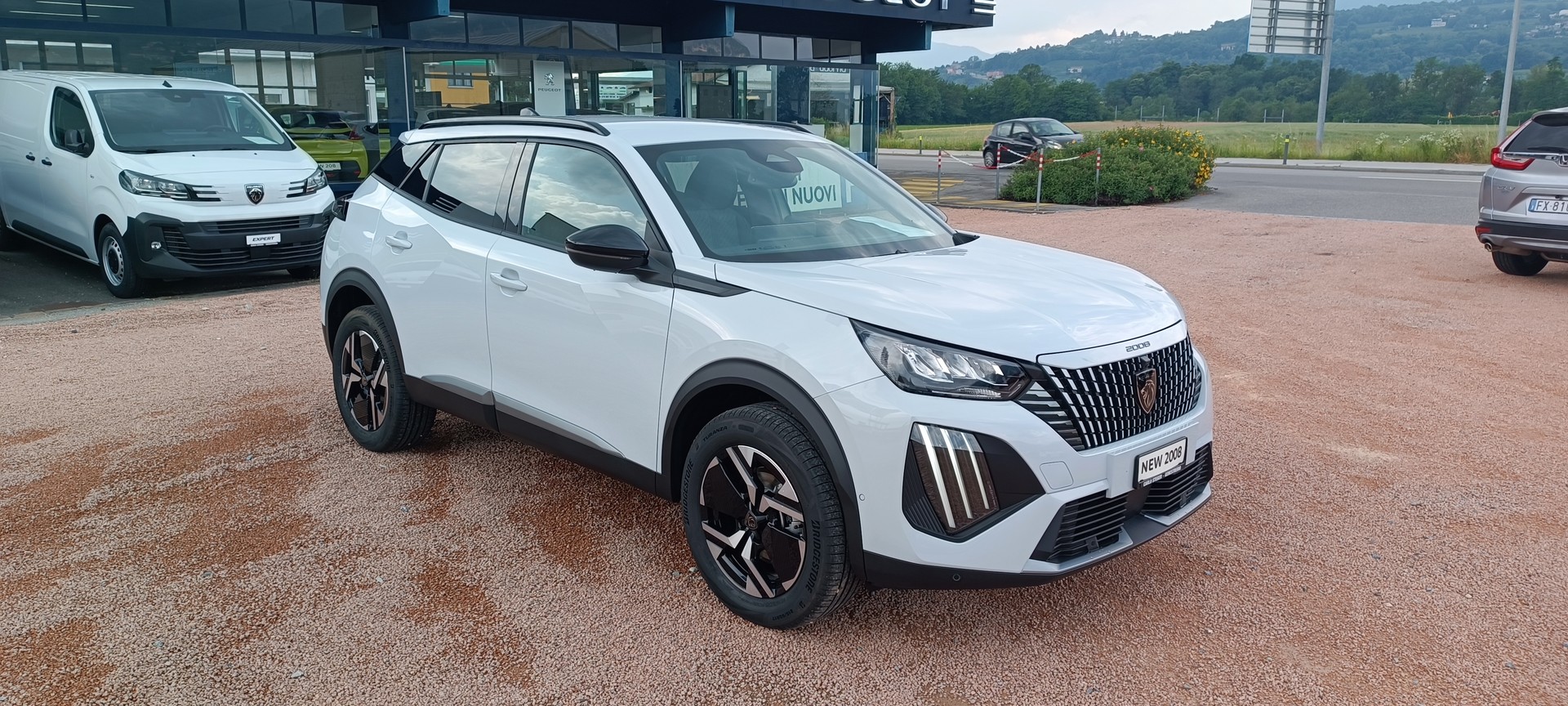 PEUGEOT 2008 1.2 145 MHEV Allure Premium