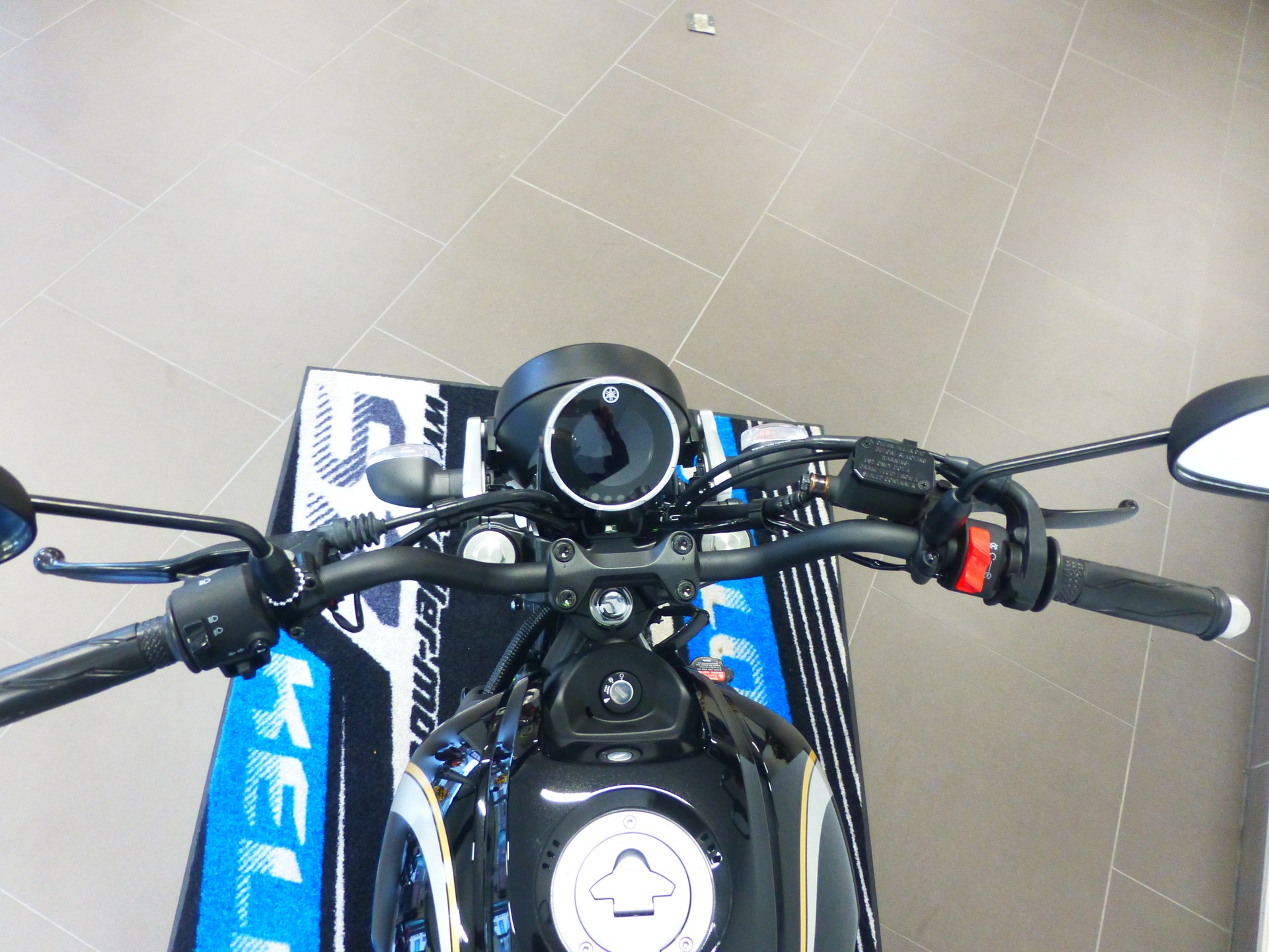 YAMAHA XSR 125 Legacy-image-8